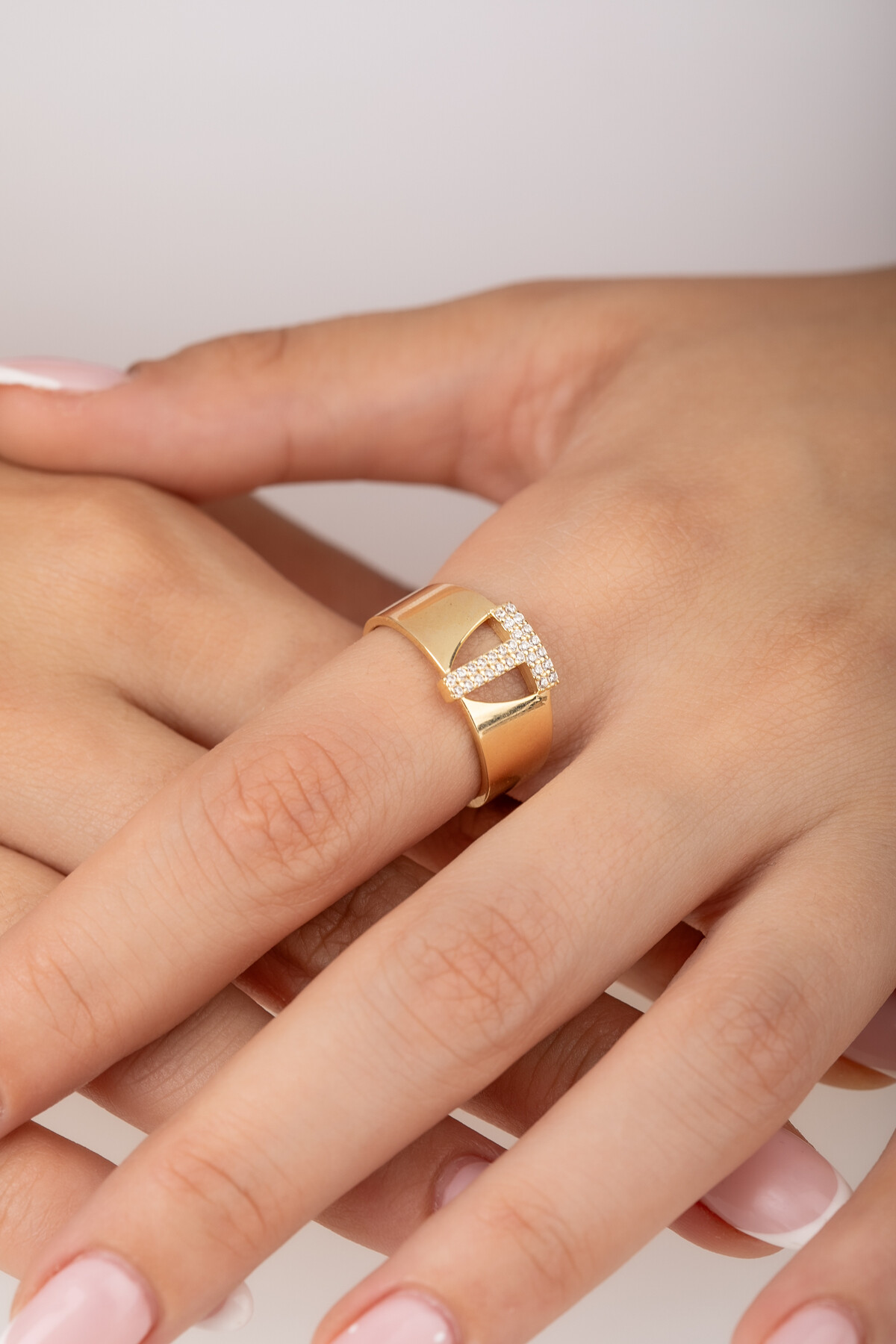 14 Ayar Altın Harf Yüzük