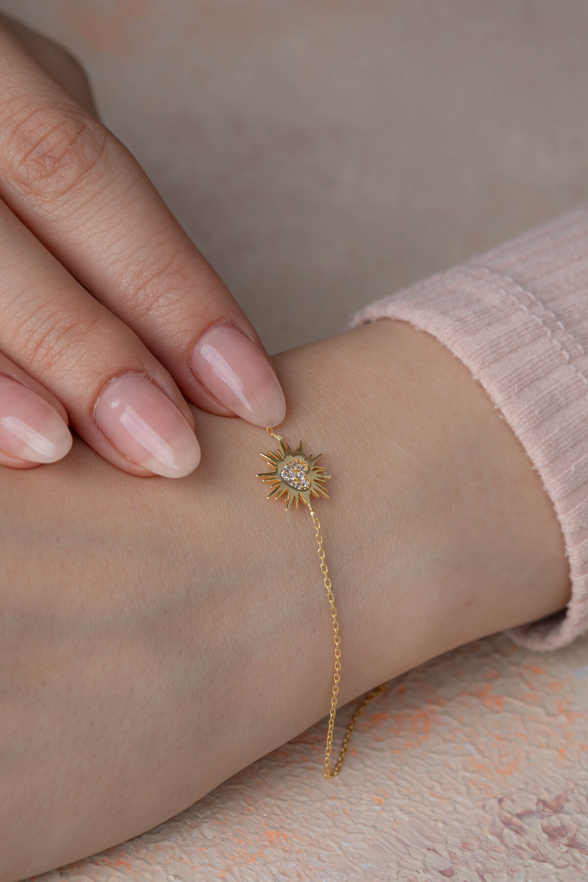 14 Ayar Altın Kalp Bileklik