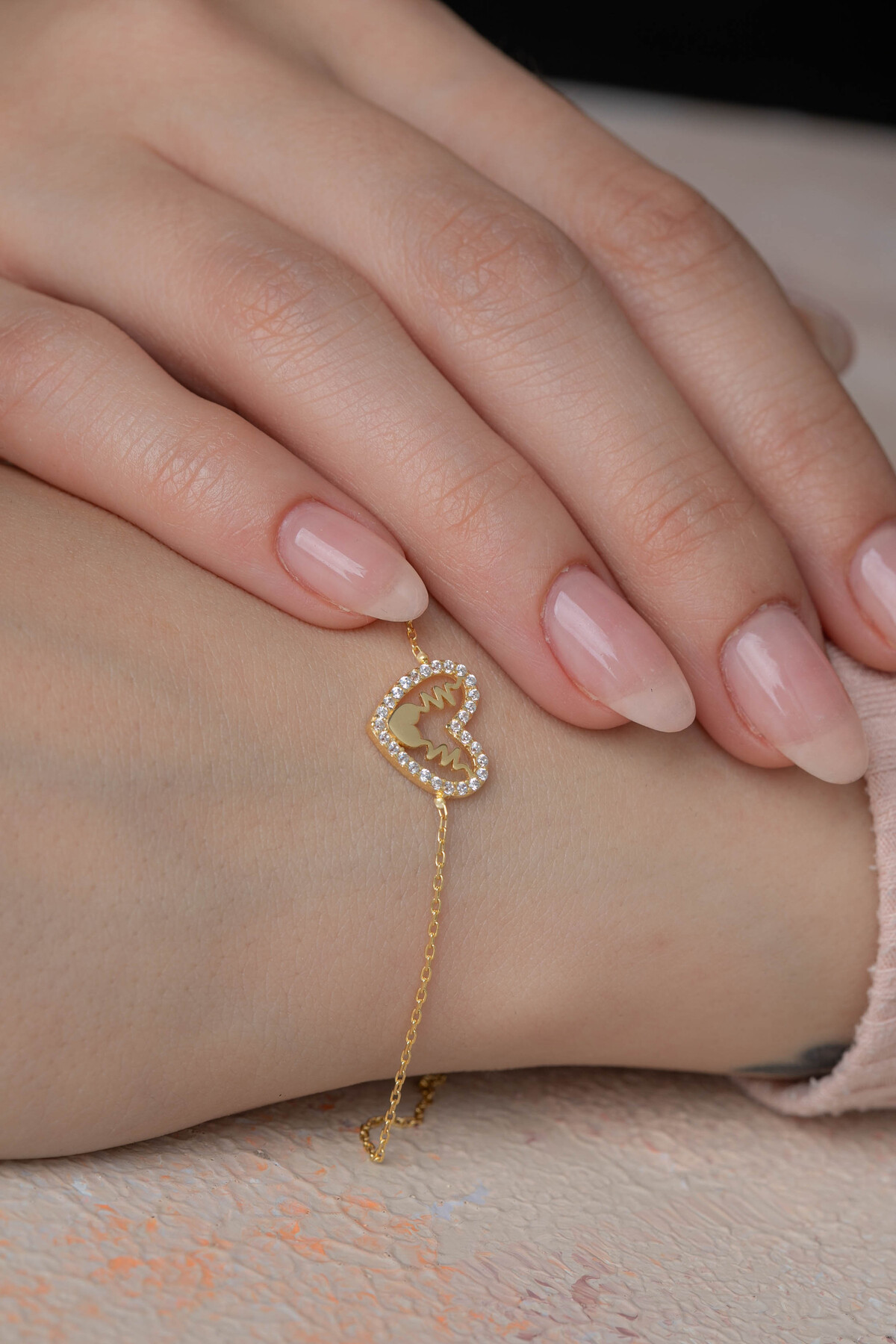 14 Ayar Altın Kalp Bileklik