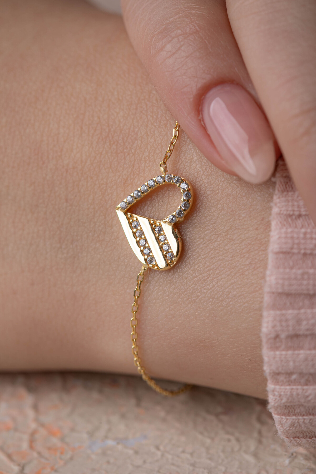 14 Ayar Altın Kalp Bileklik