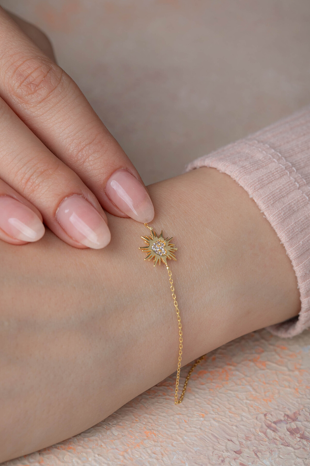 14 Ayar Altın Kalp Bileklik