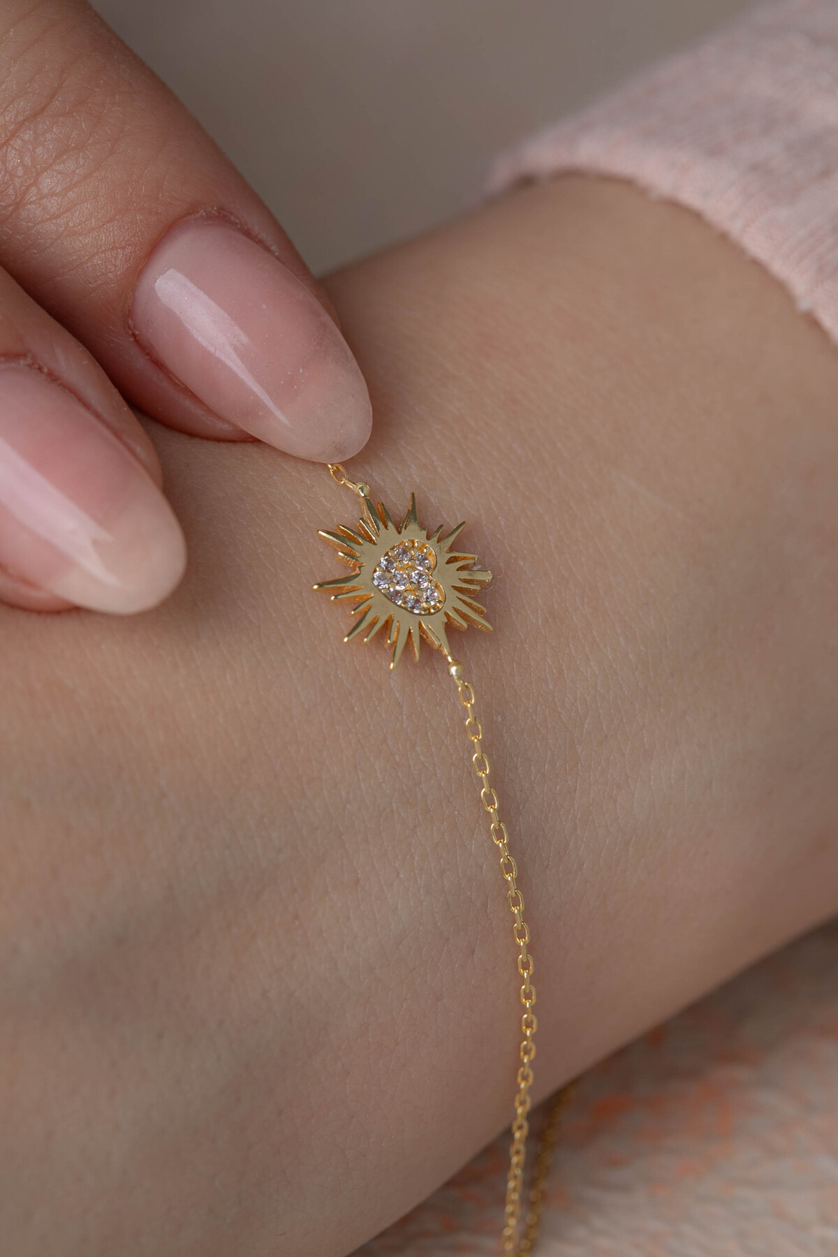 14 Ayar Altın Kalp Bileklik