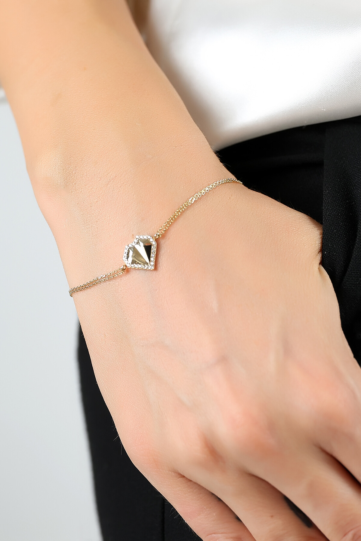 14 Ayar Altın Kalp Bileklik