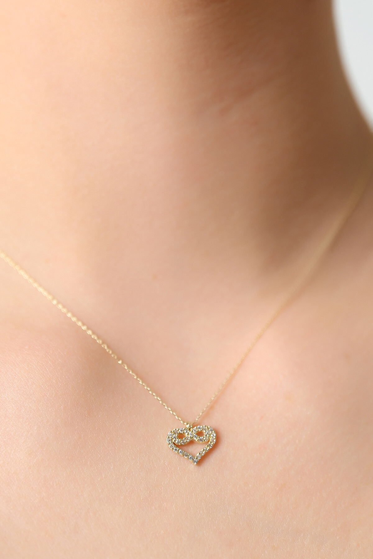 14 Ayar Altın Kalp Kolye