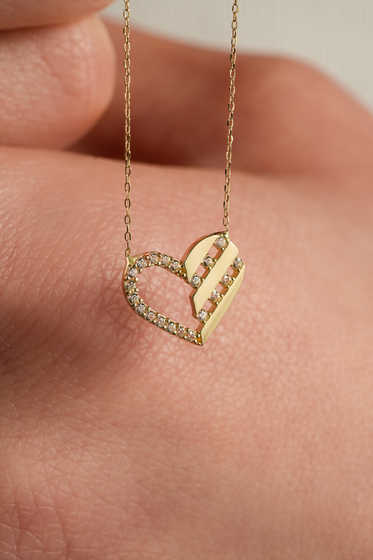 14 Ayar Altın Kalp Kolye