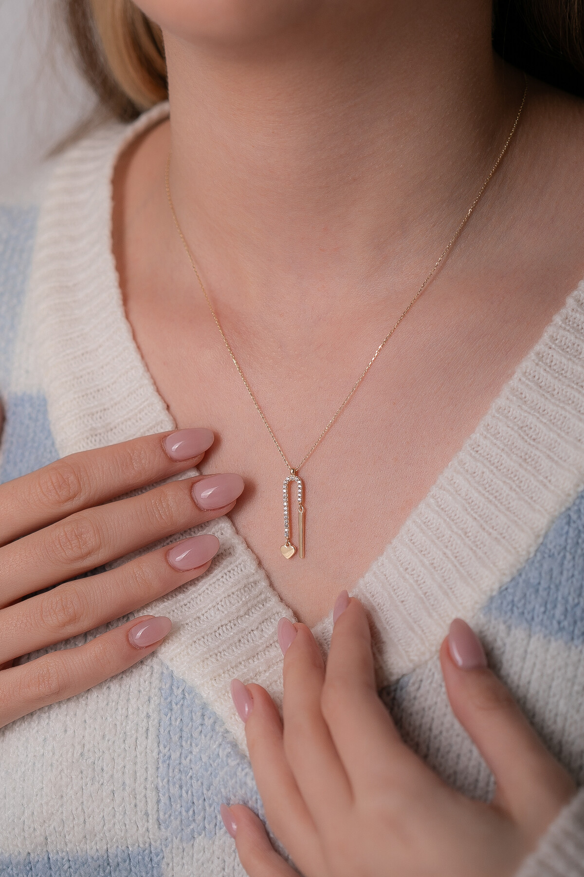 14 Ayar Altın Kalp Sallantılı Kolye