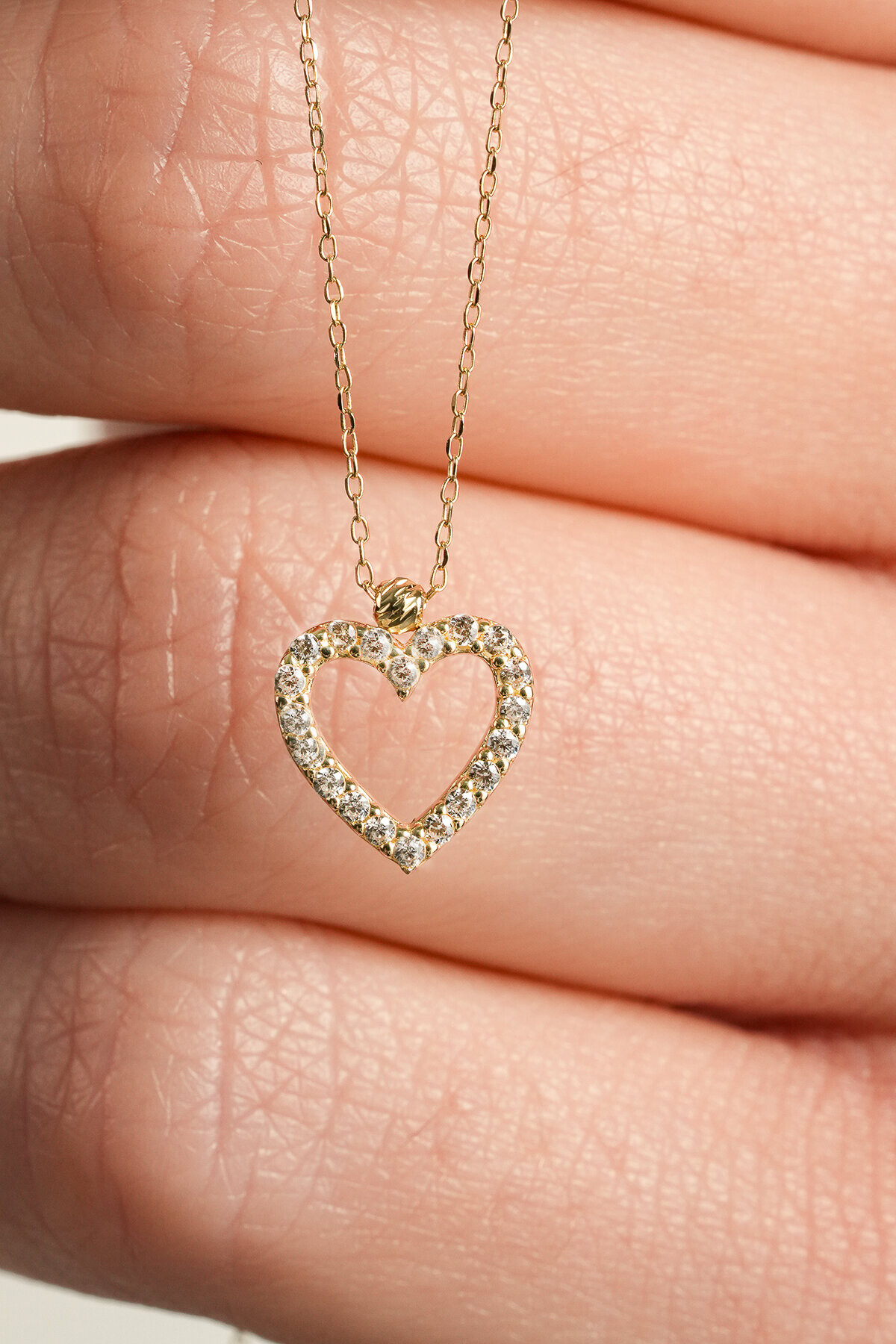 14 Ayar Altın Kalp Taşlı Kolye