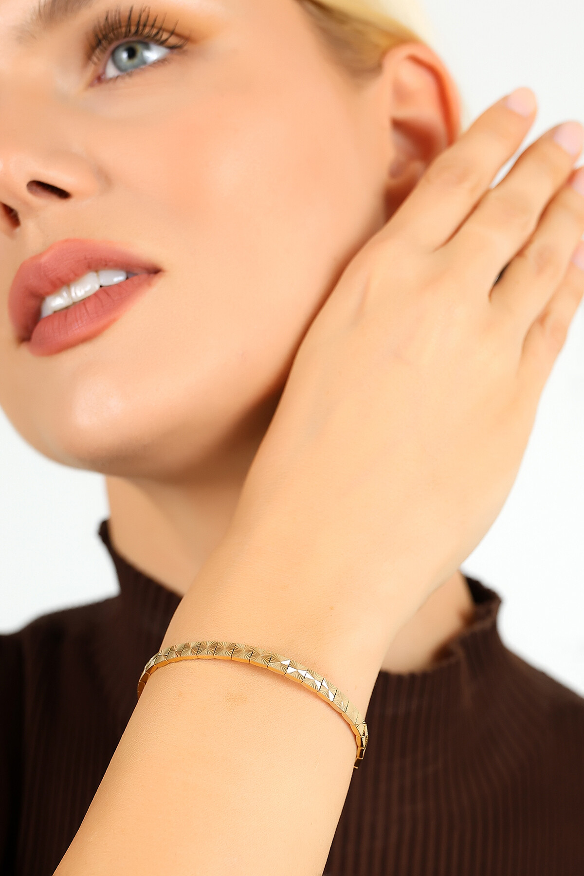 14 Ayar Altın Kare Kalemli Kelepçe