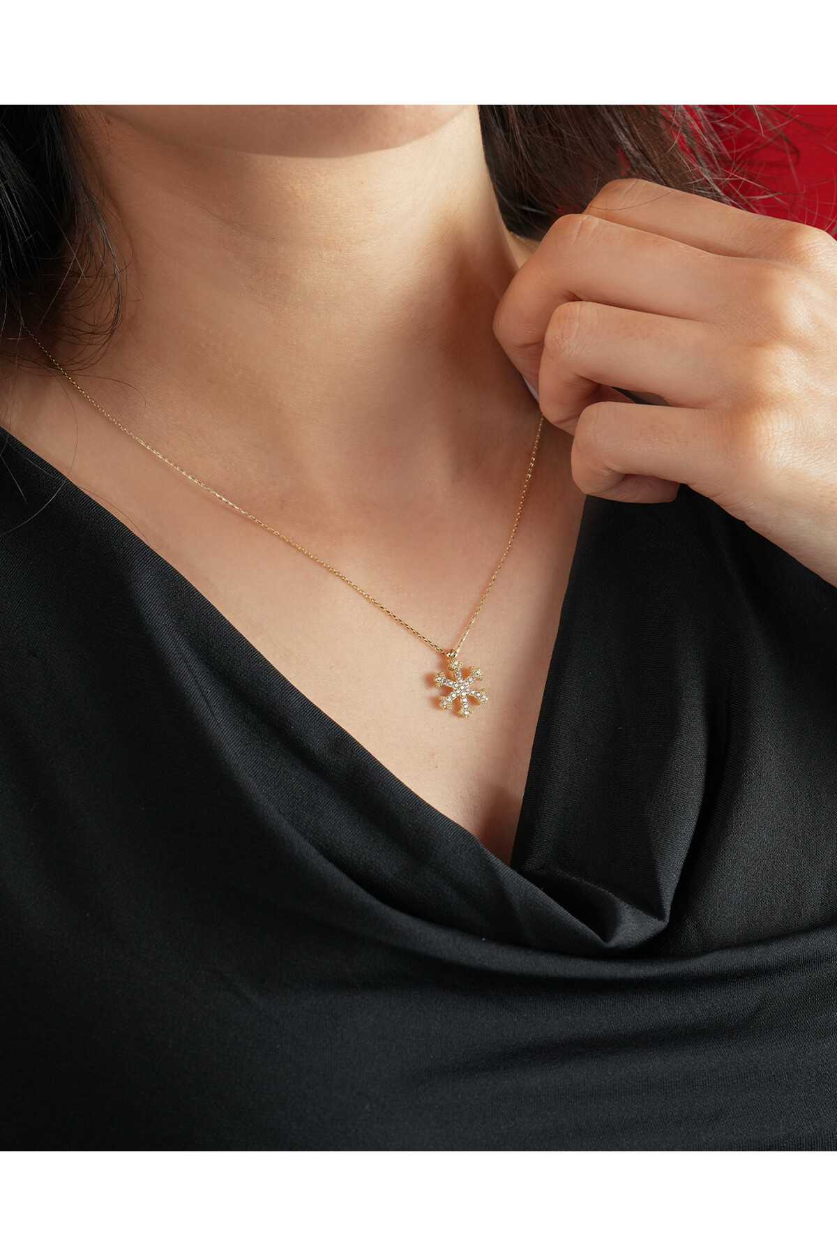 14 Ayar Altın Kartanesi Kolye