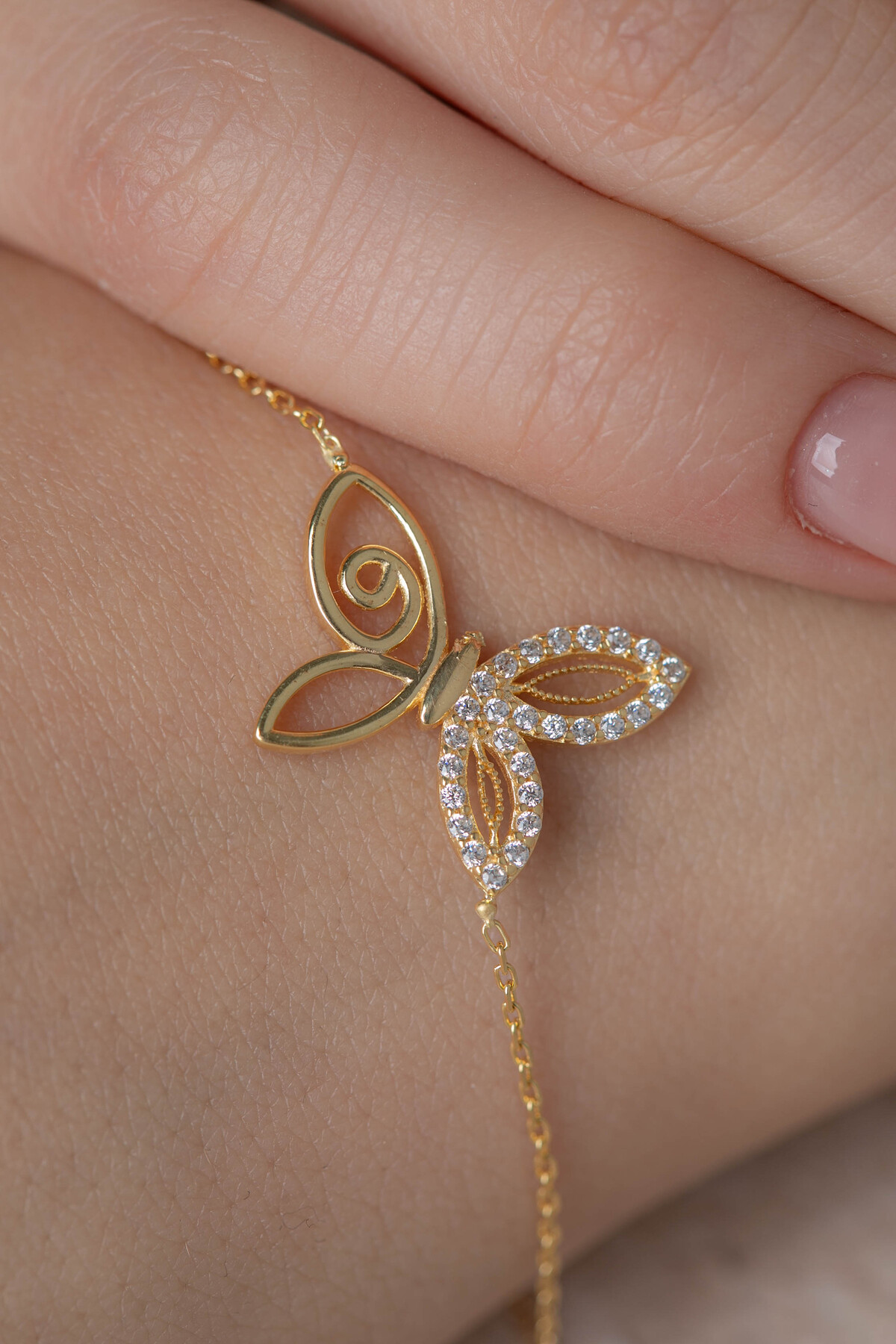 14 Ayar Altın Kelebek Bileklik