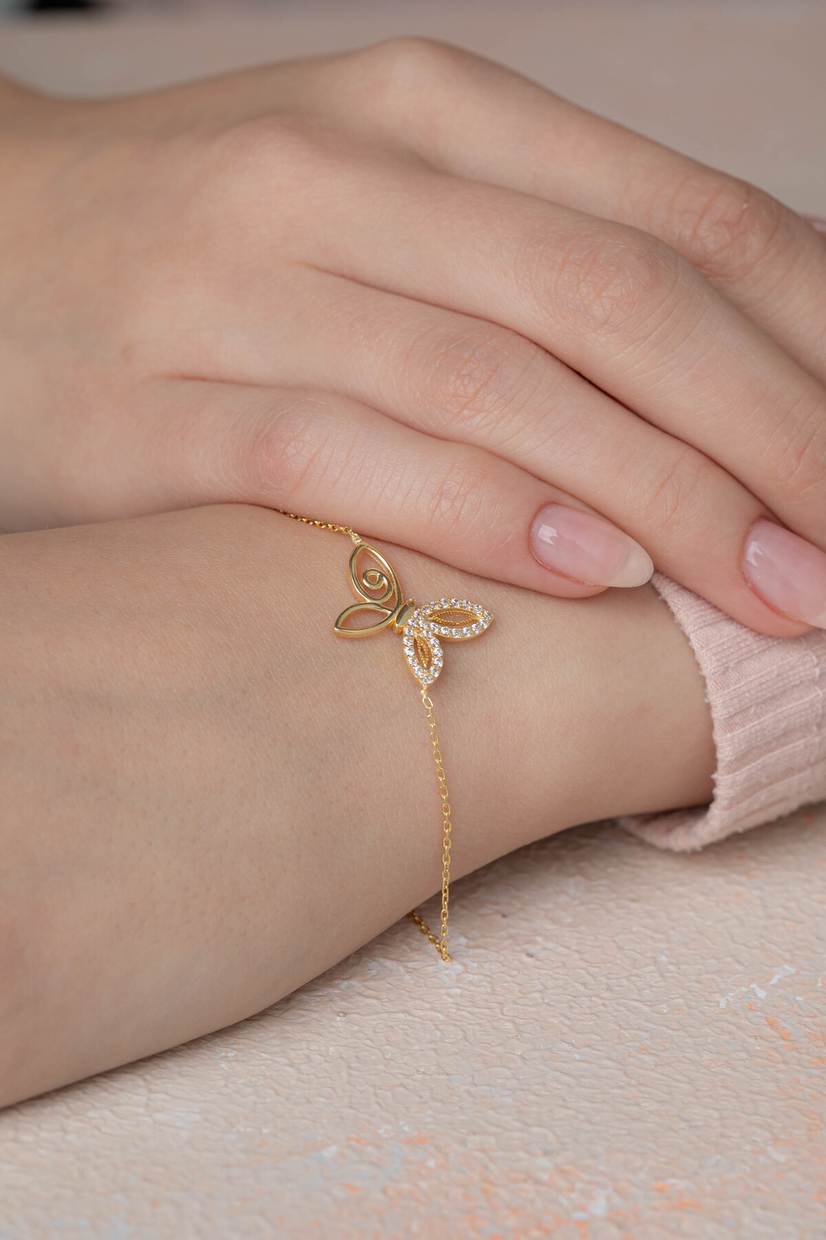 14 Ayar Altın Kelebek Bileklik