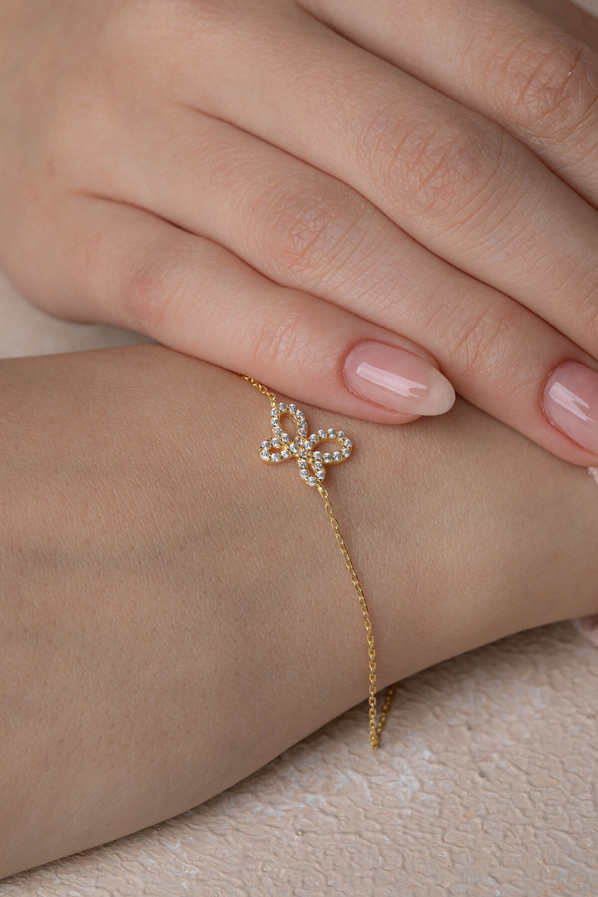 14 Ayar Altın Kelebek Bileklik