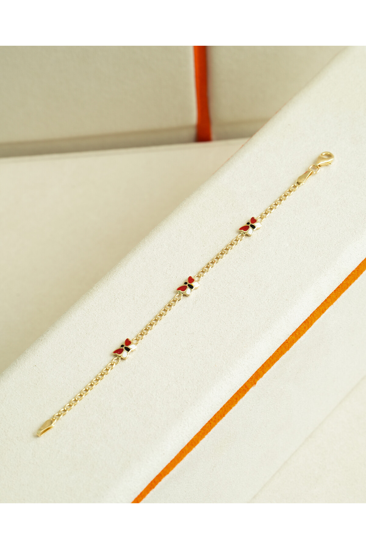 14 Ayar Altın Kelebek Figürlü Künye