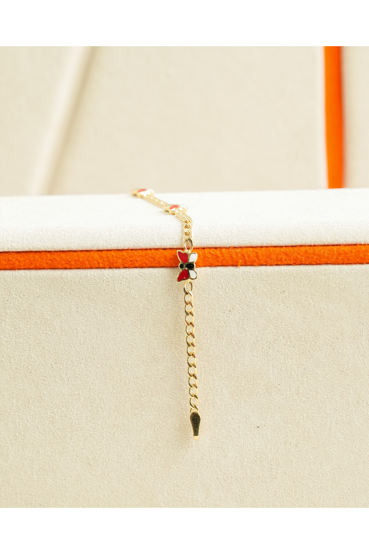 14 Ayar Altın Kelebek Figürlü Künye