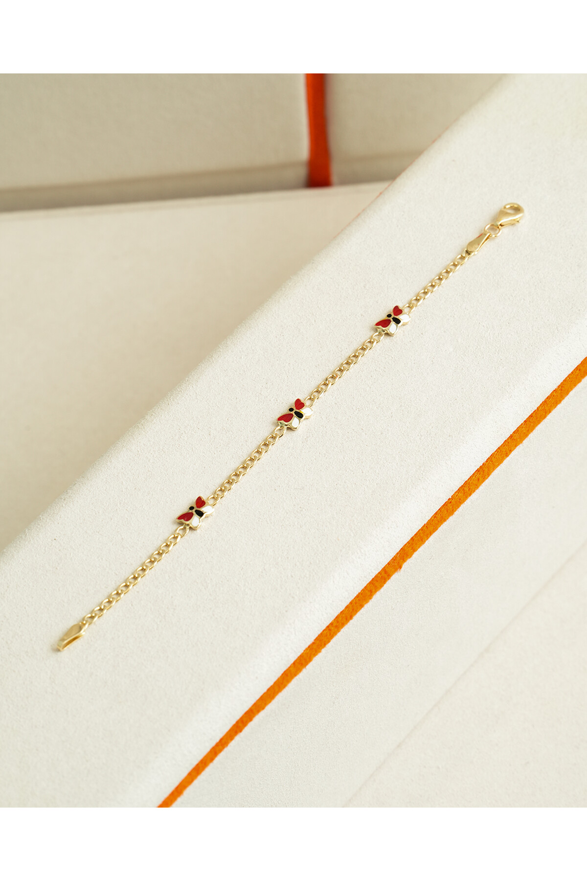 14 Ayar Altın Kelebek Figürlü Künye