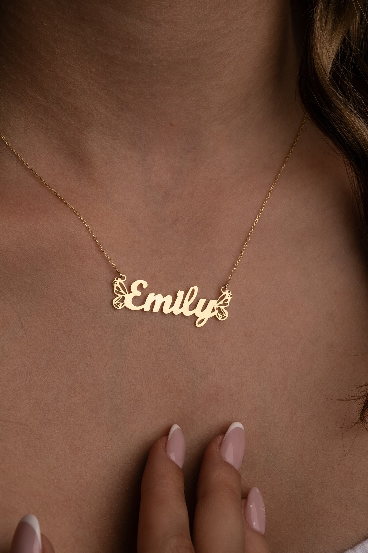 14 Ayar Altın Kelebek İsimli Kolye