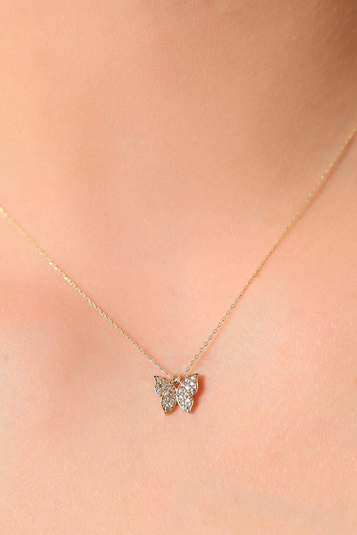 14 Ayar Altın Kelebek Kolye