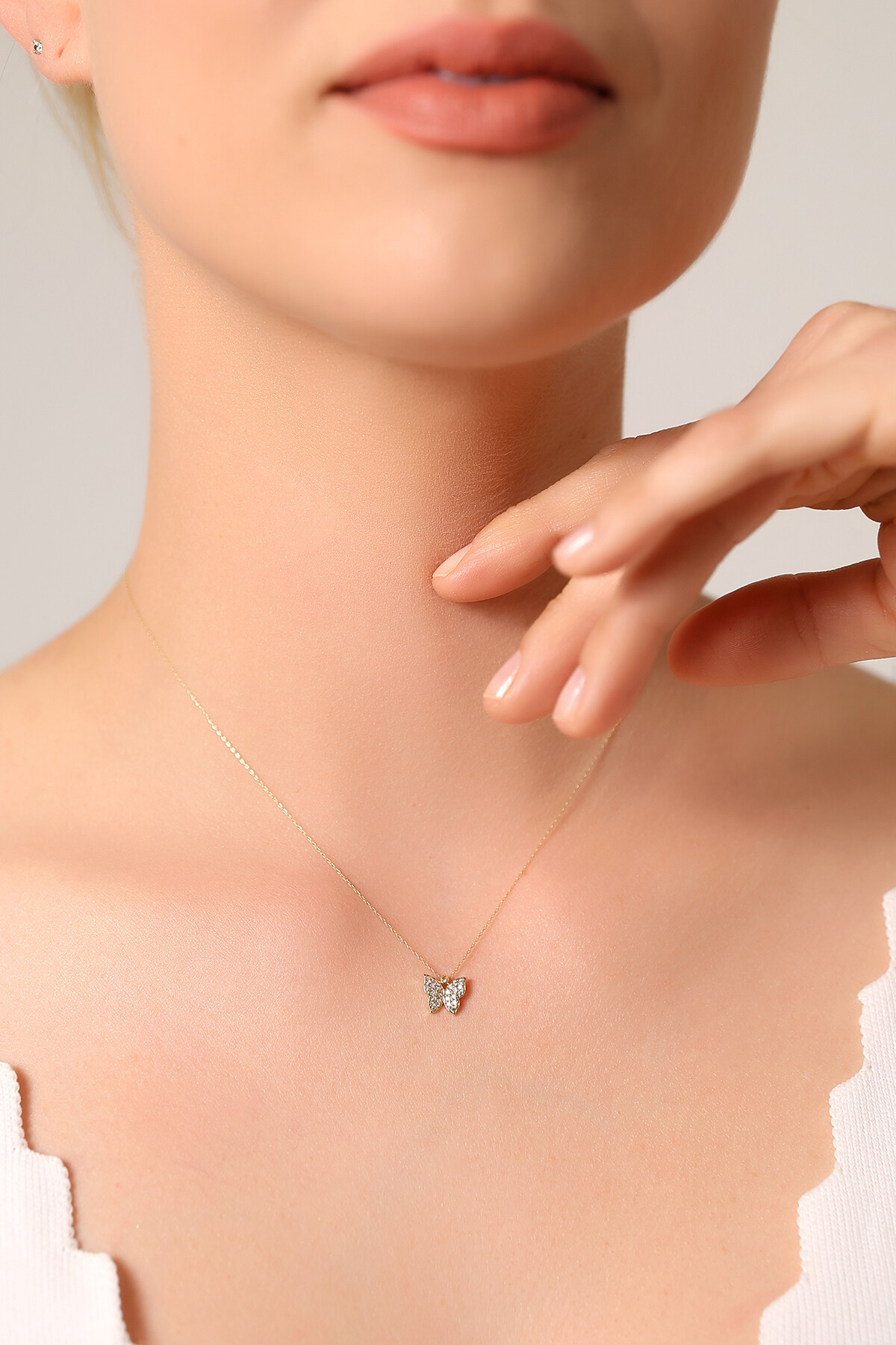 14 Ayar Altın Kelebek Kolye