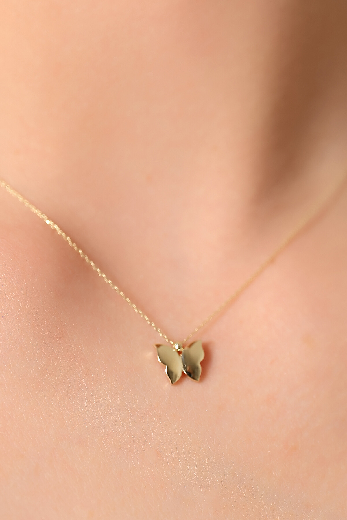 14 Ayar Altın Kelebek Kolye