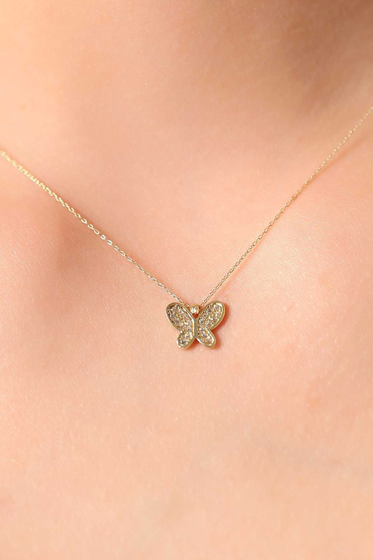 14 Ayar Altın Kelebek Kolye