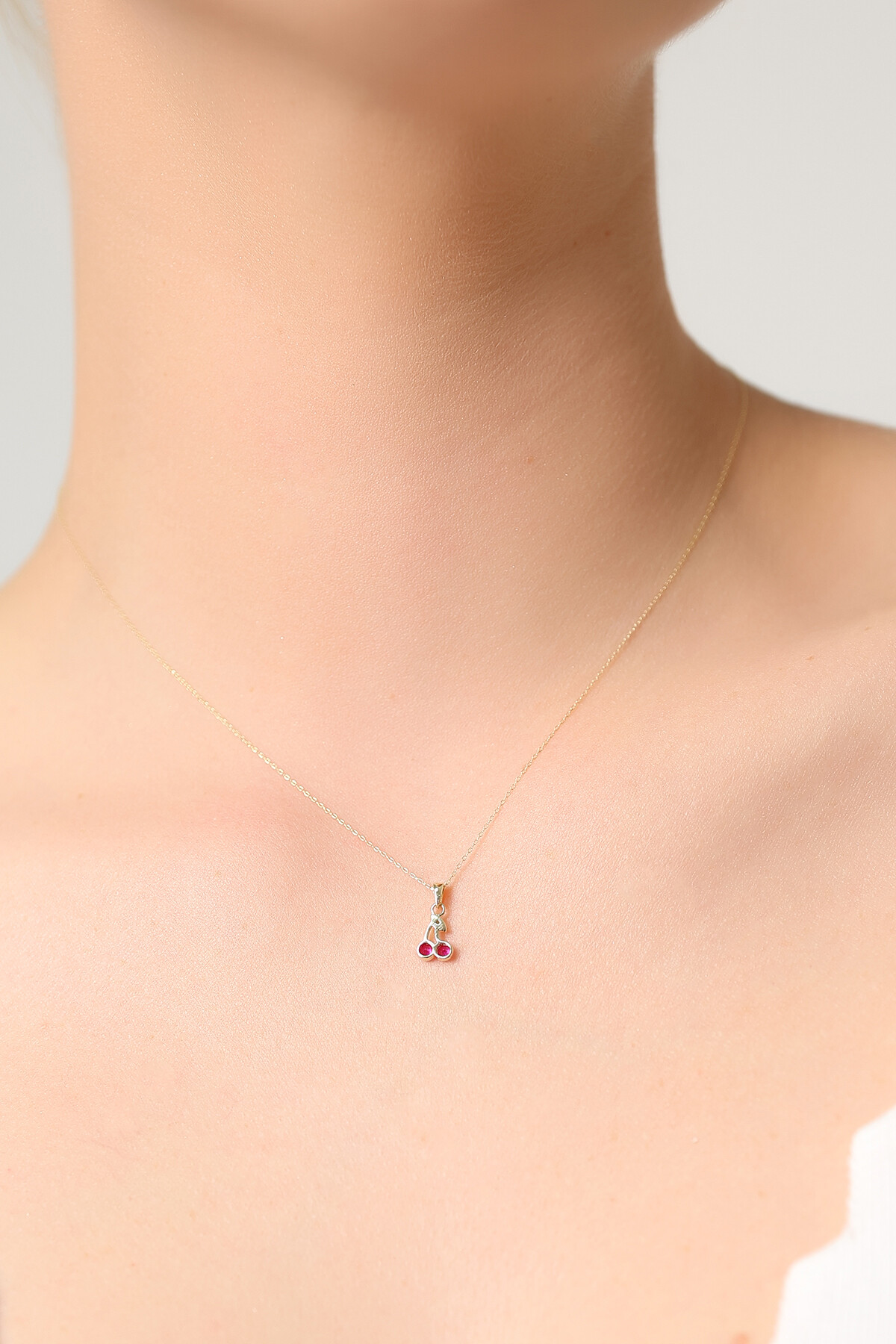 14 Ayar Altın Kiraz Kolye