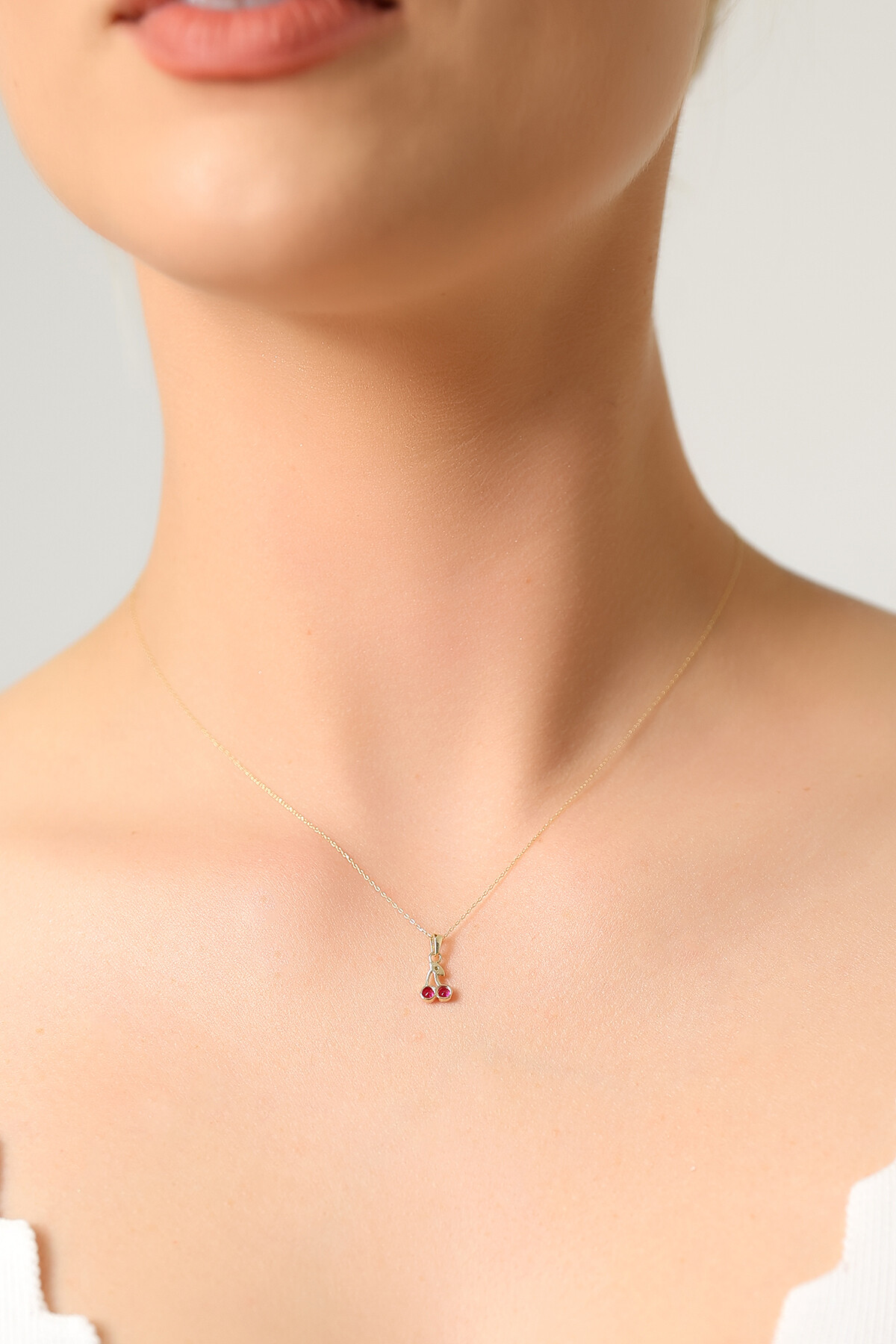 14 Ayar Altın Kiraz Kolye