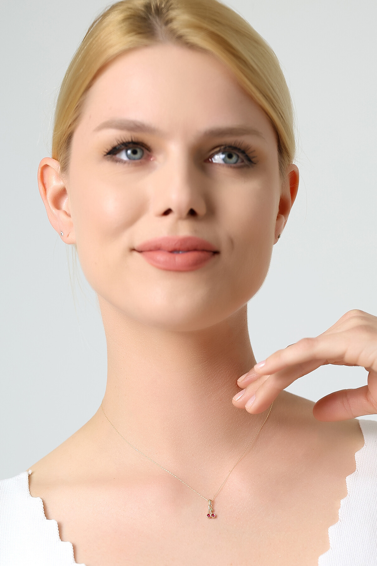 14 Ayar Altın Kiraz Kolye