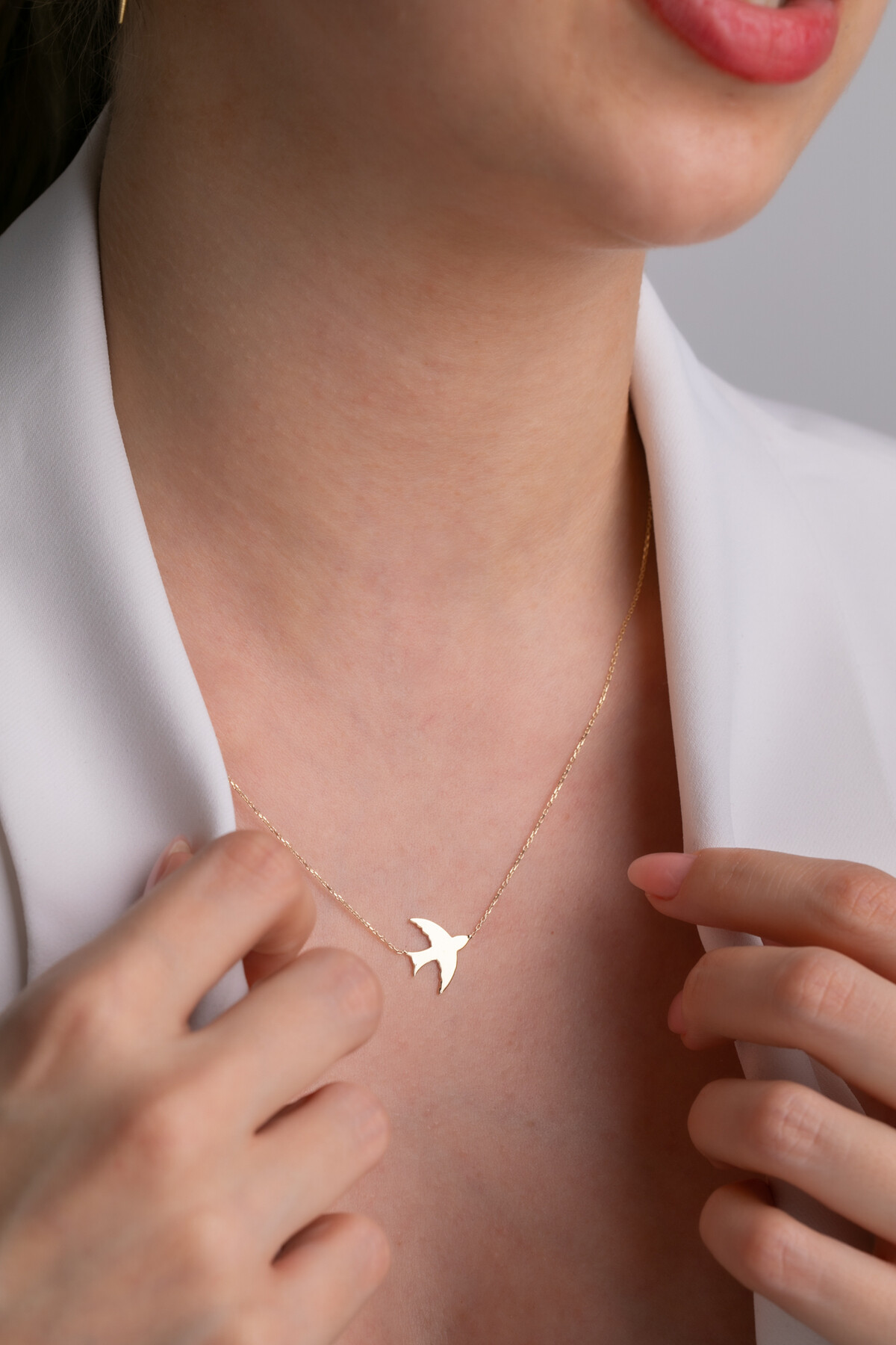 14 Ayar Altın Kırlangıç Kolye