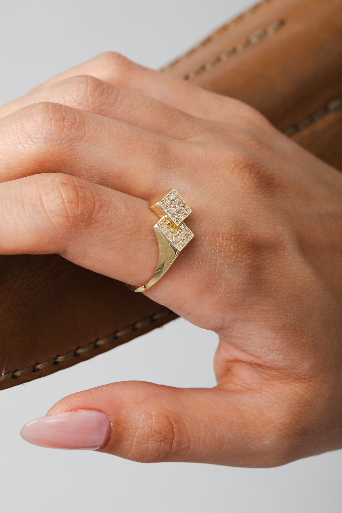 14 Ayar Altın Küp Yüzük