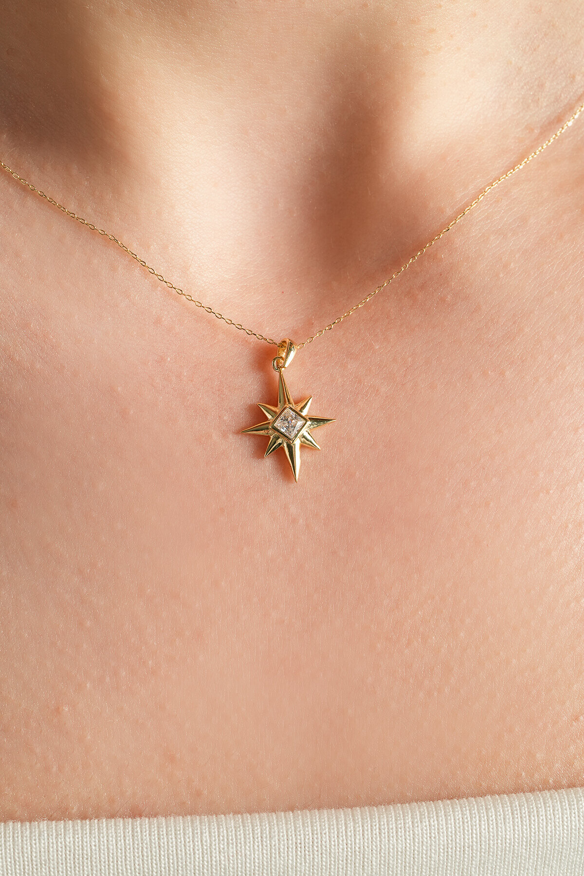 14 Ayar Altın Kutup Yıldızı