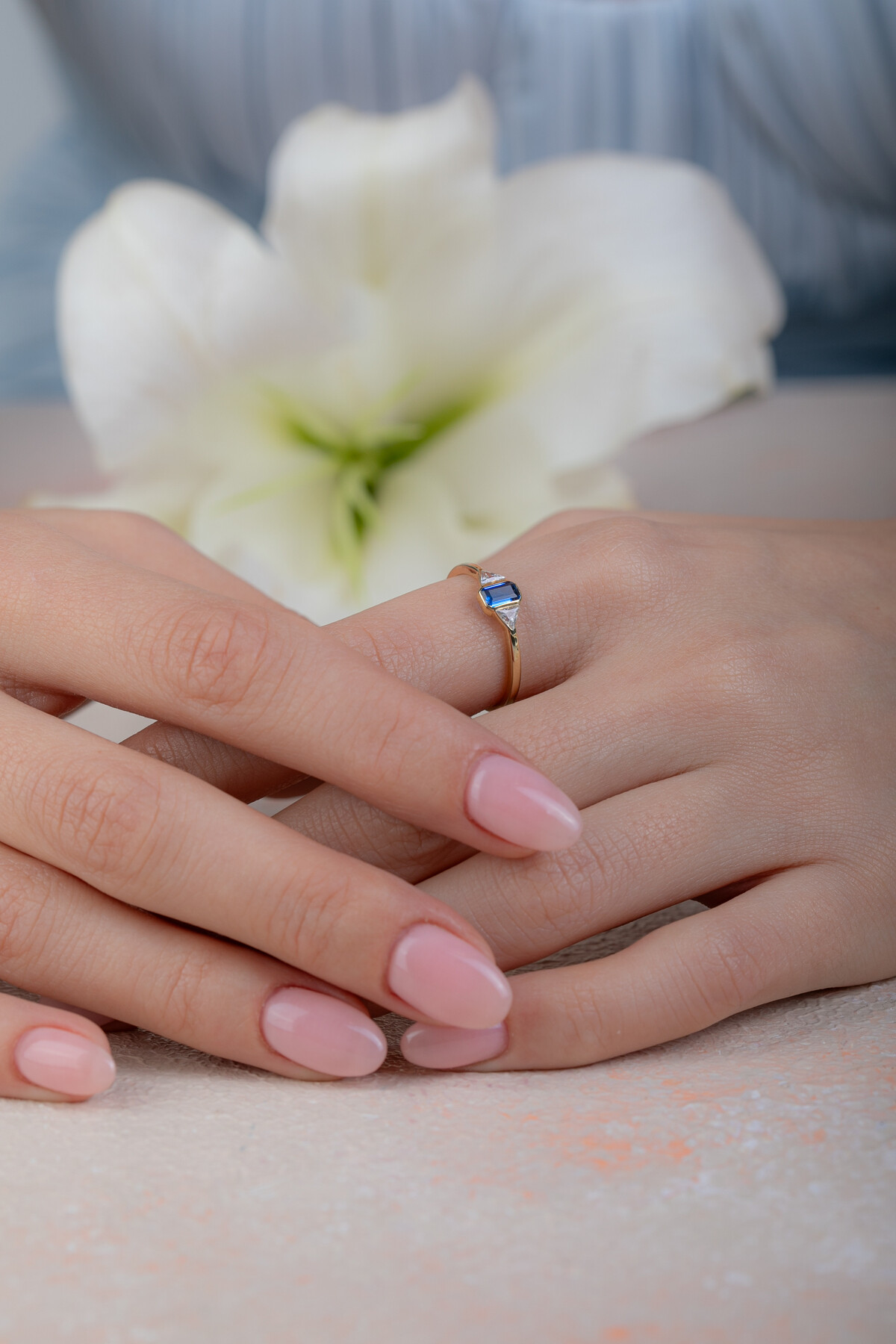 14 Ayar Altın Lacivert Taşlı Yüzük