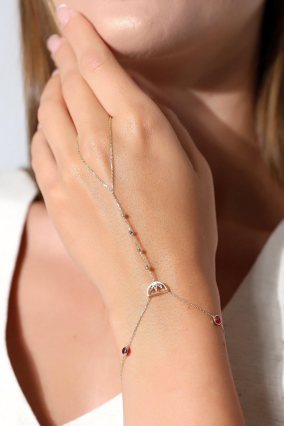 14 Ayar Altın Lotus Dorikalı Şahmeran