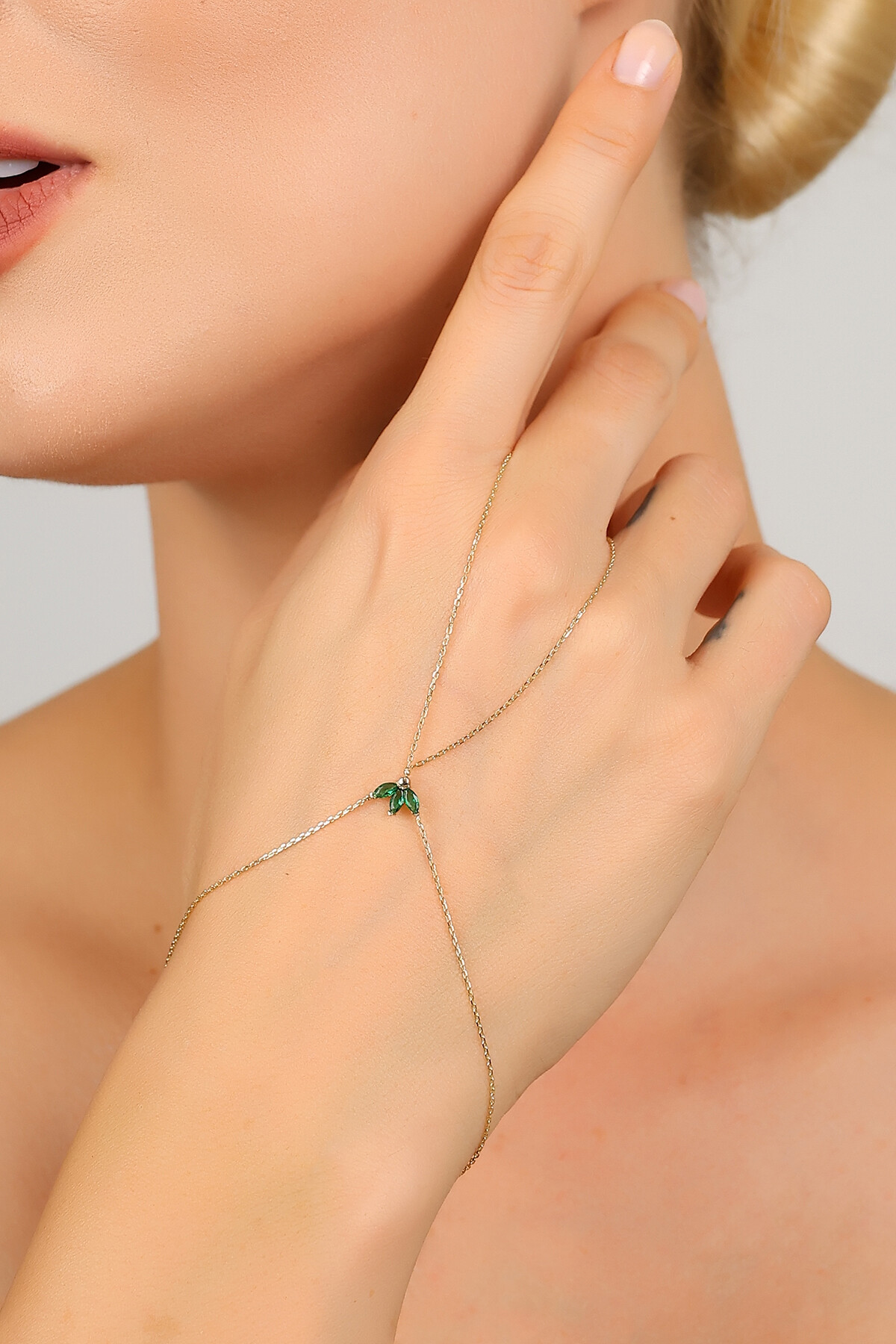 14 Ayar Altın Lotus Kişiselleştirilebilir Taşlı Şahmeran