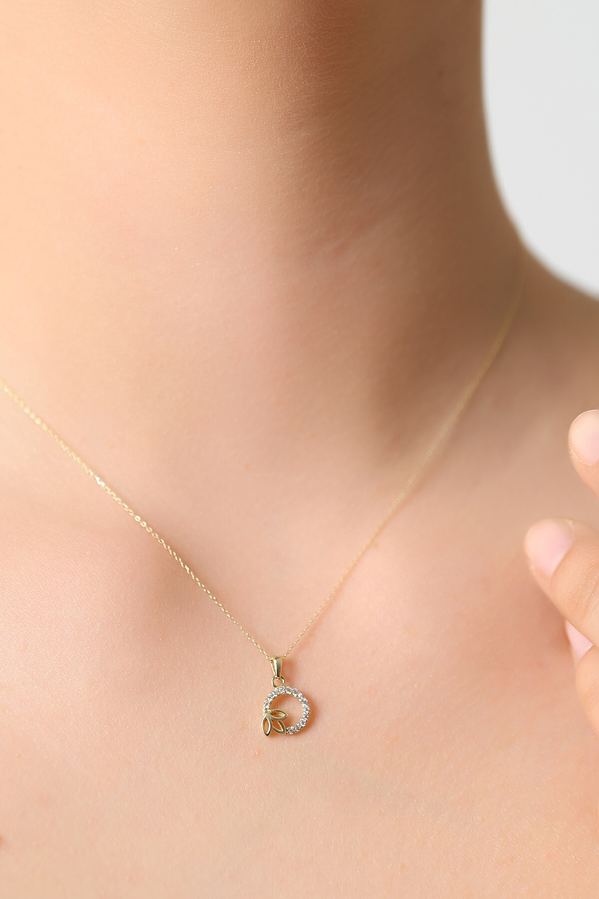 14 Ayar Altın Lotus Kolye