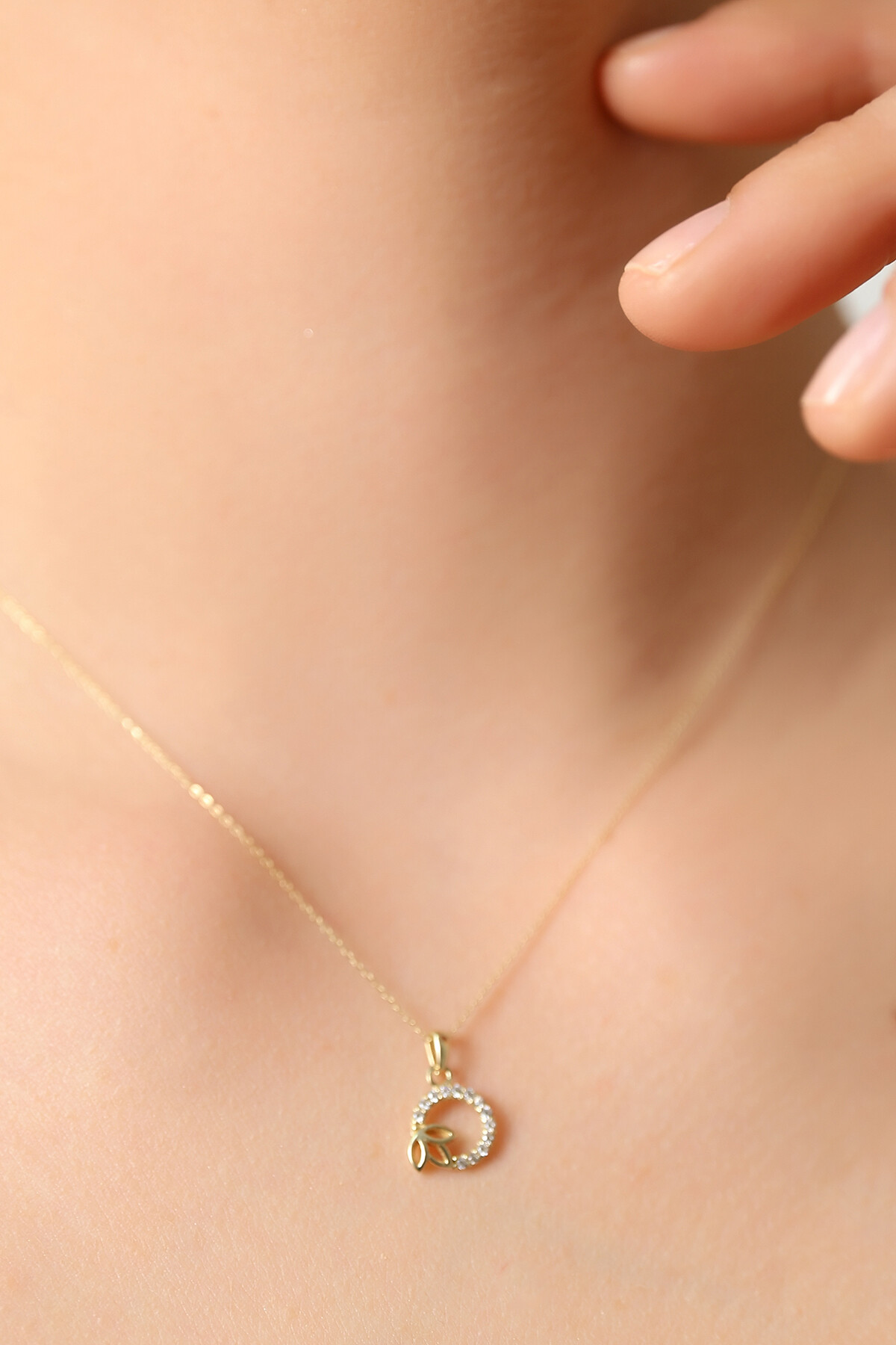 14 Ayar Altın Lotus Kolye