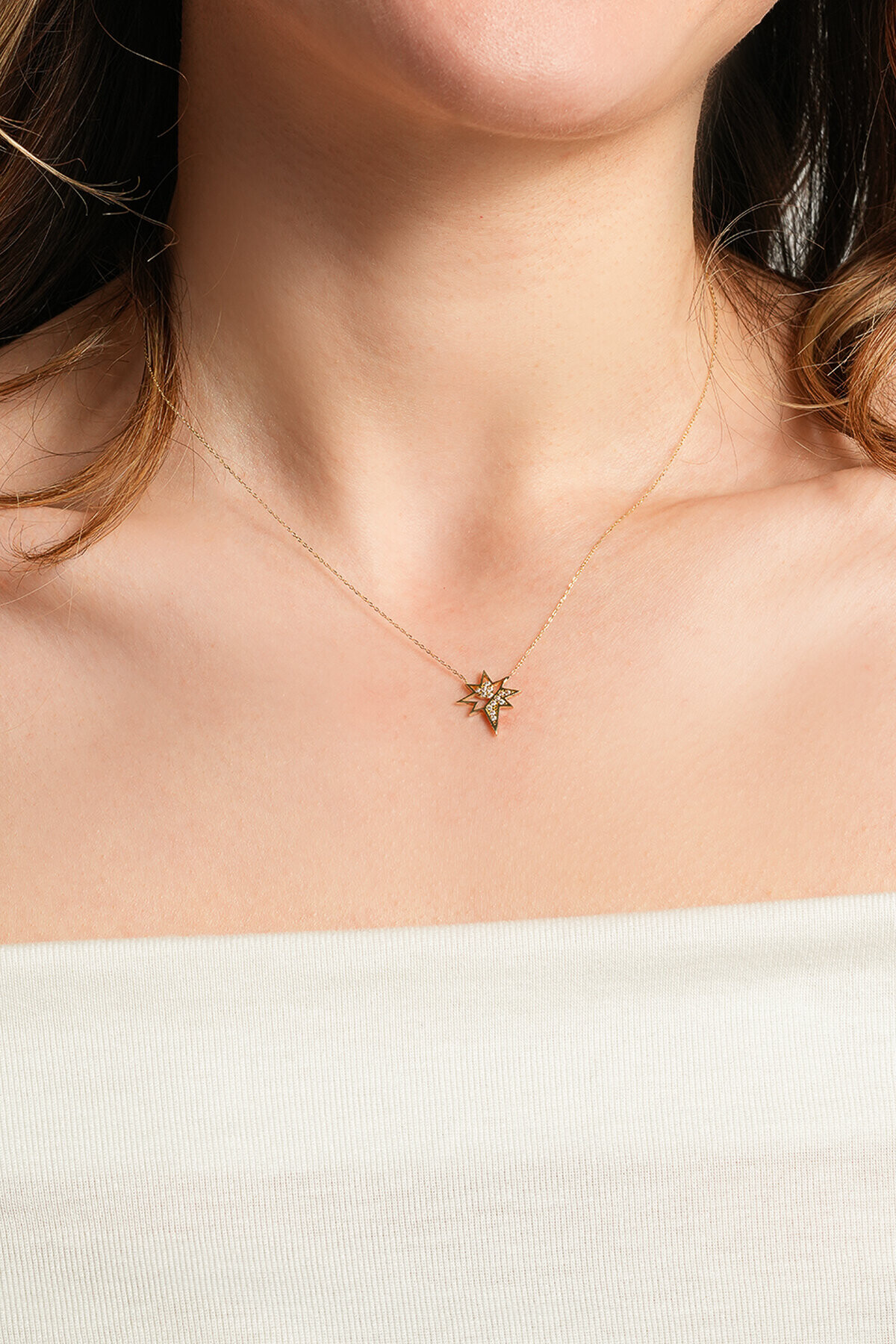 14 Ayar Altın Lotus Kolye