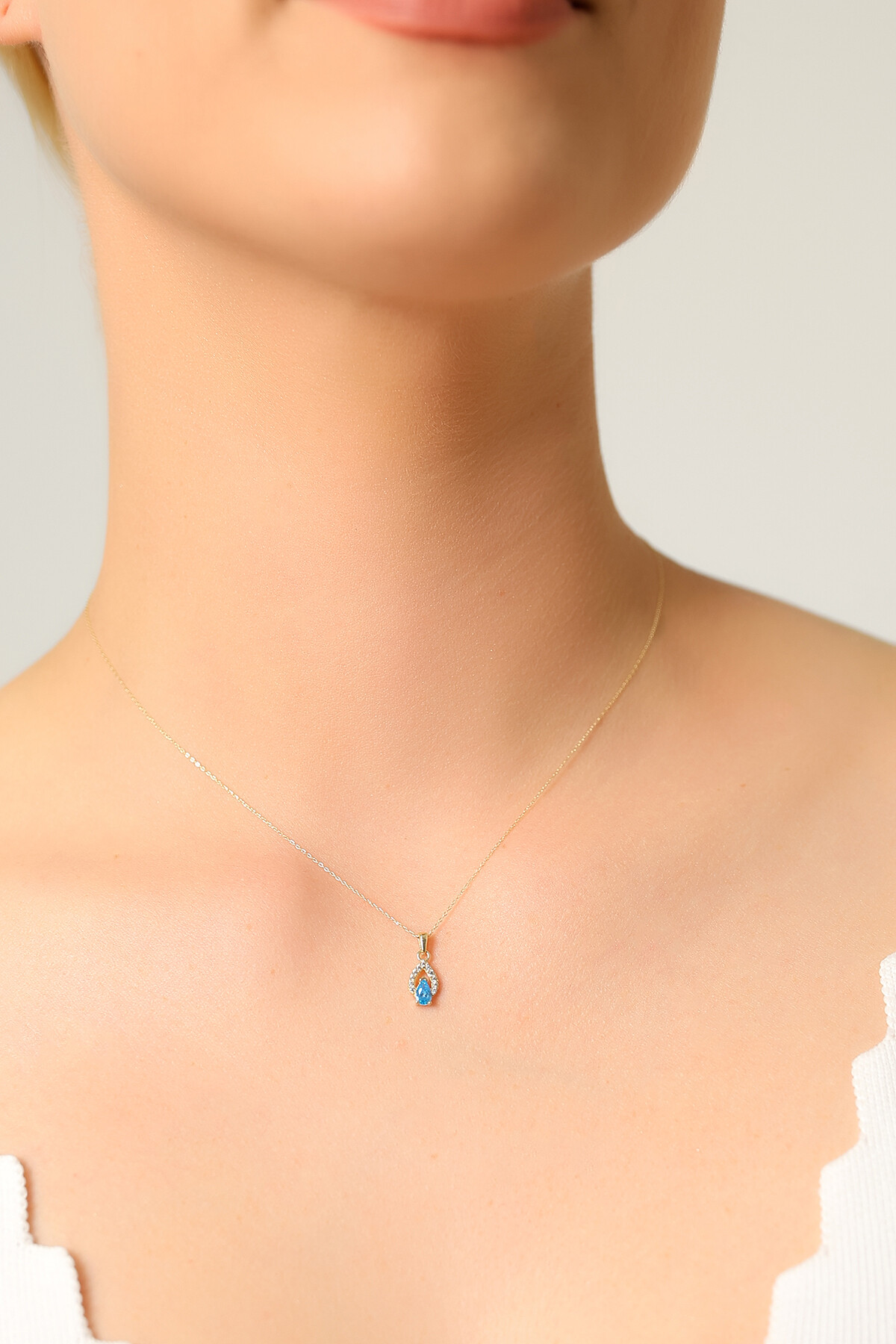 14 Ayar Altın Mavi Taşlı Damla Kolye