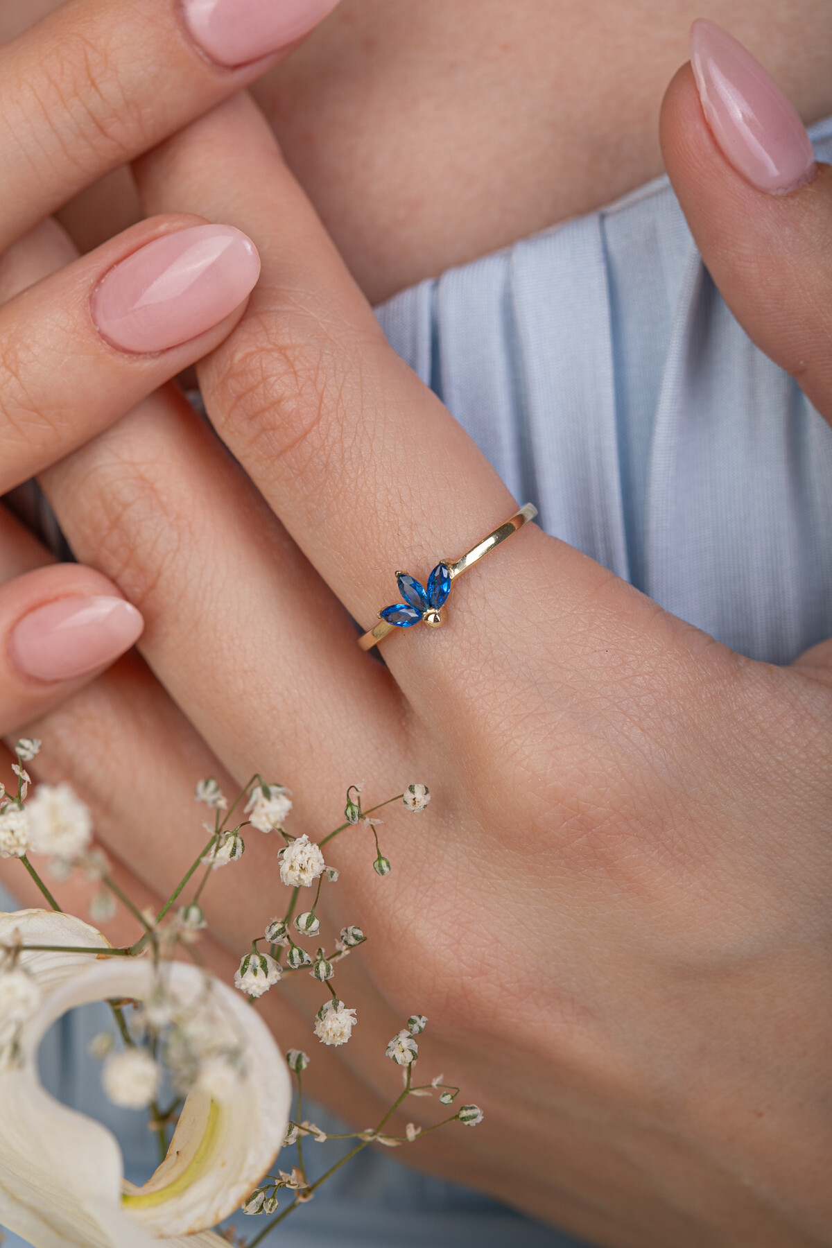 14 Ayar Altın Mavi Taşlı Yüzük