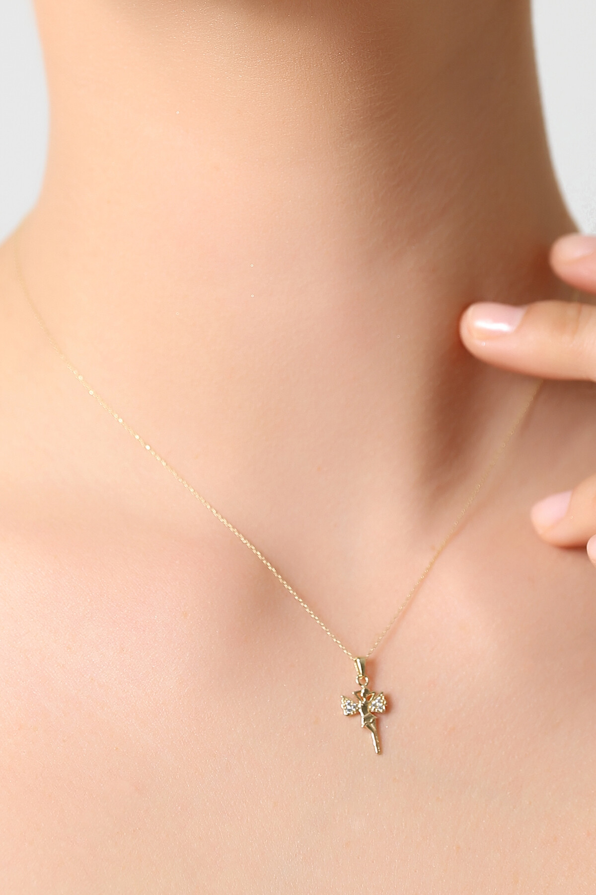 14 Ayar Altın Melek Kolye