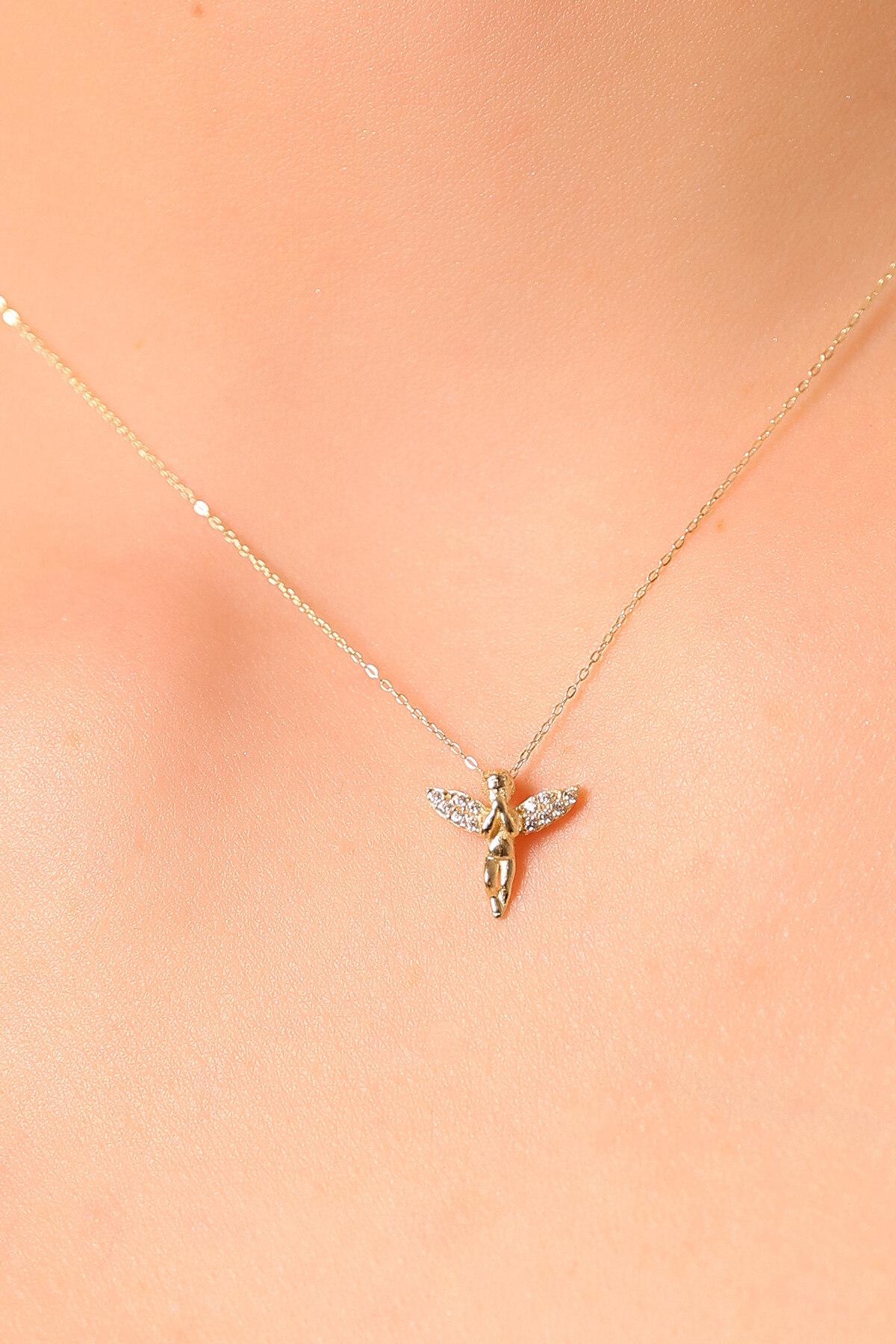 14 Ayar Altın Melek Kolye