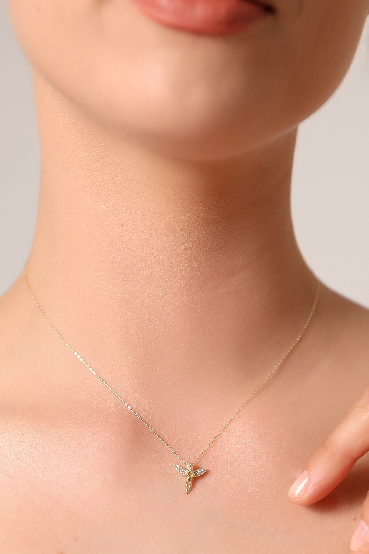 14 Ayar Altın Melek Kolye