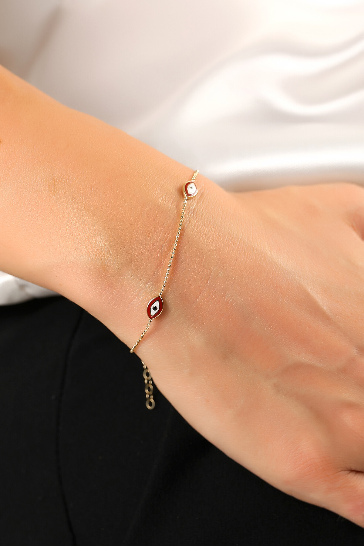 14 Ayar Altın Mineli Göz Bileklik