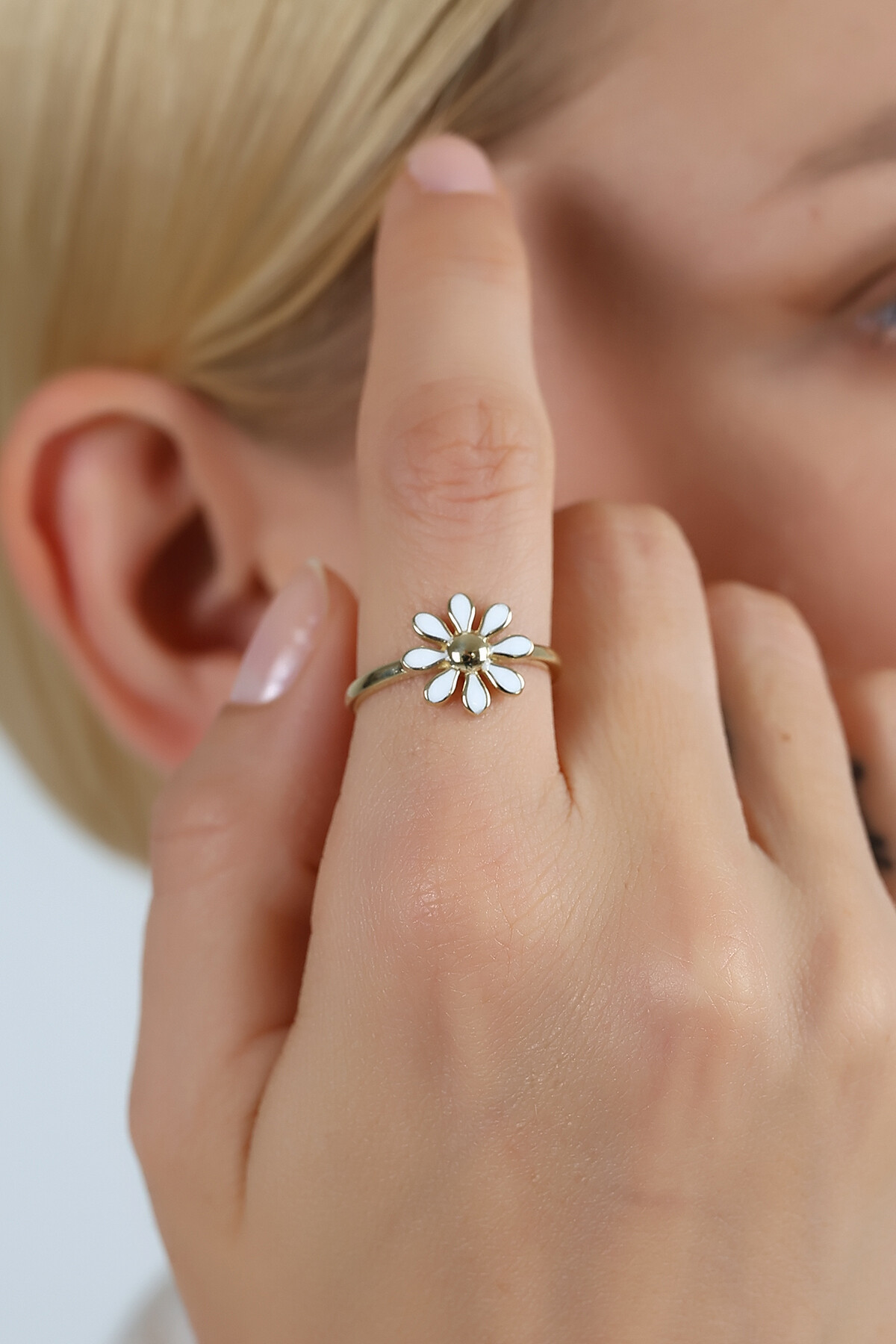 14 Ayar Altın Mineli Papatya Yüzük