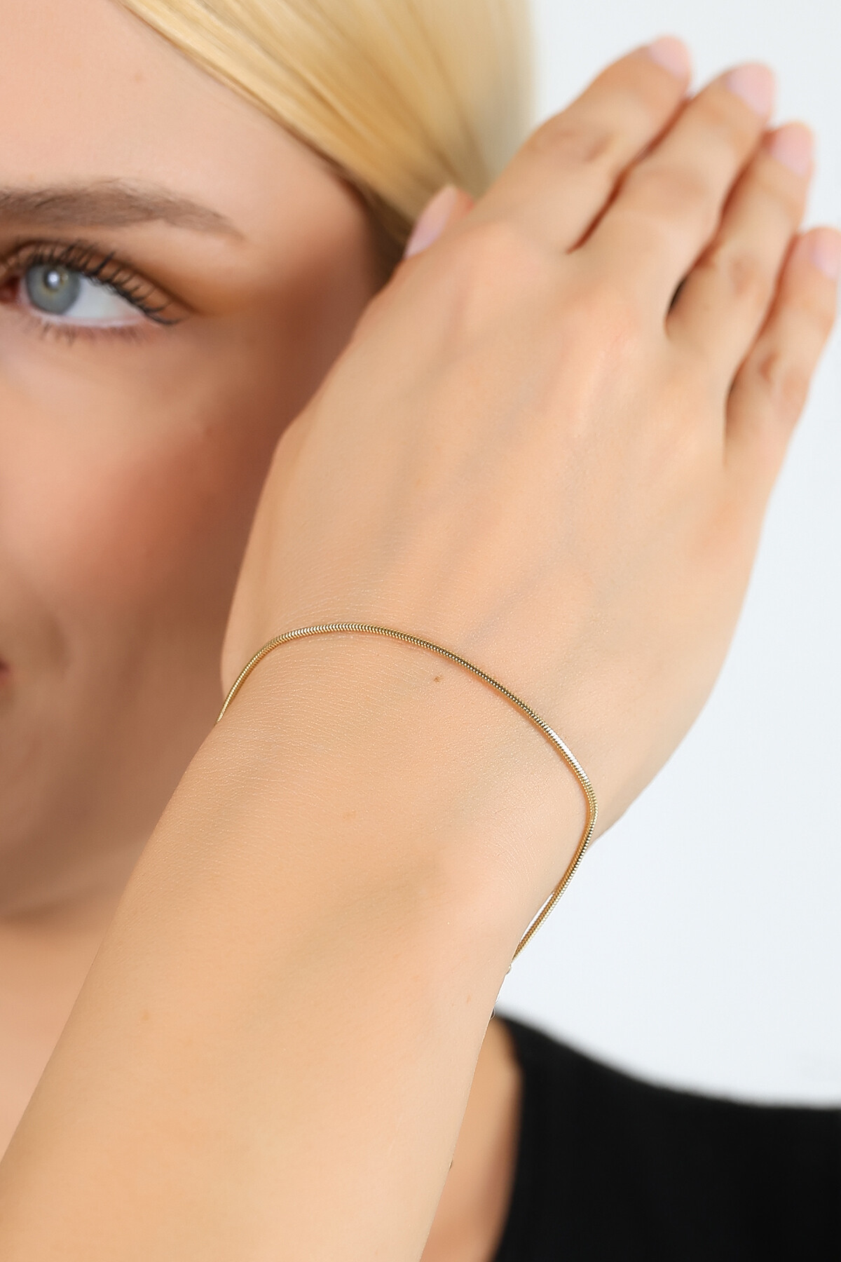 14 Ayar Altın Minimal Balık Sırtı Bileklik
