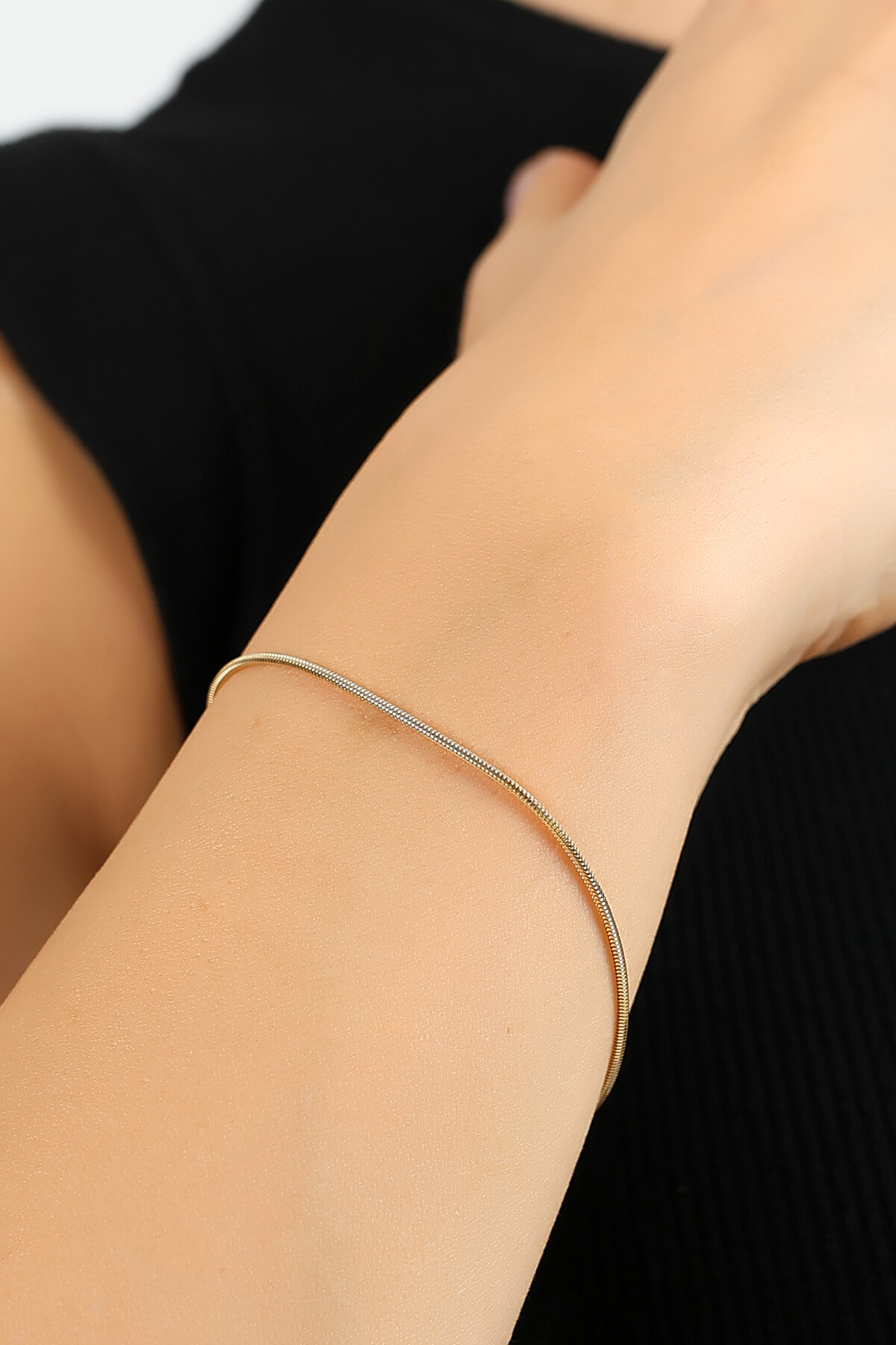 14 Ayar Altın Minimal Balık Sırtı Bileklik