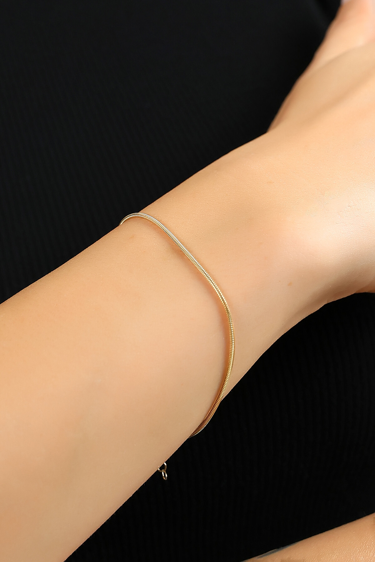 14 Ayar Altın Minimal Balık Sırtı Bileklik