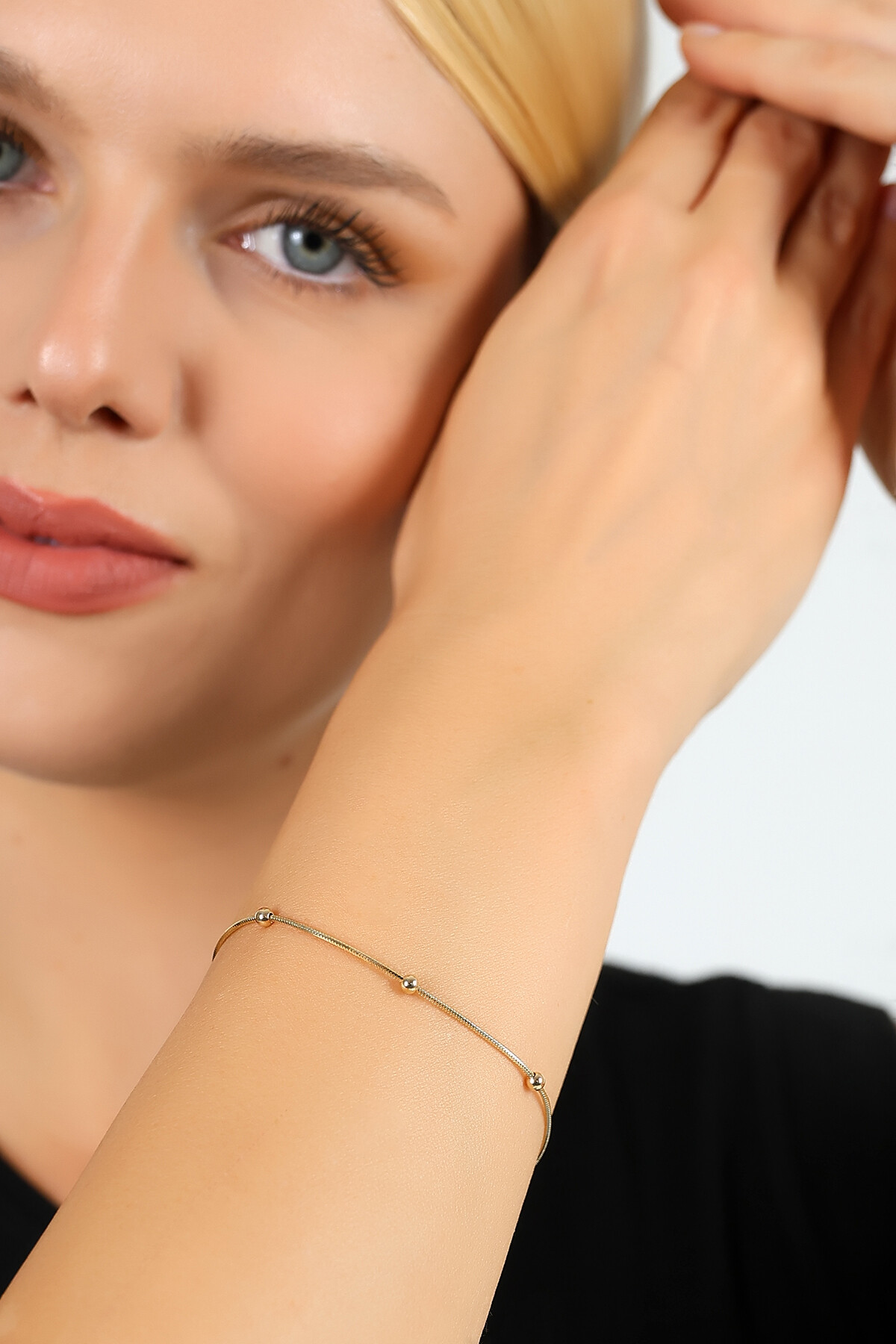 14 Ayar Altın Nokta Bileklik