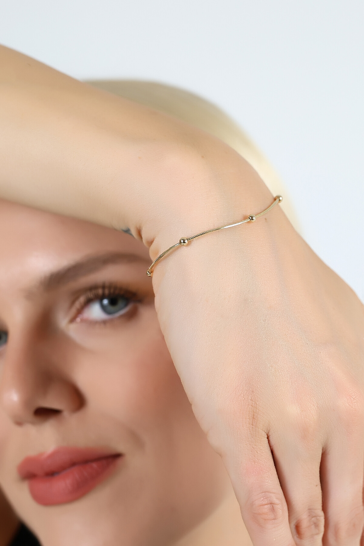 14 Ayar Altın Nokta Bileklik