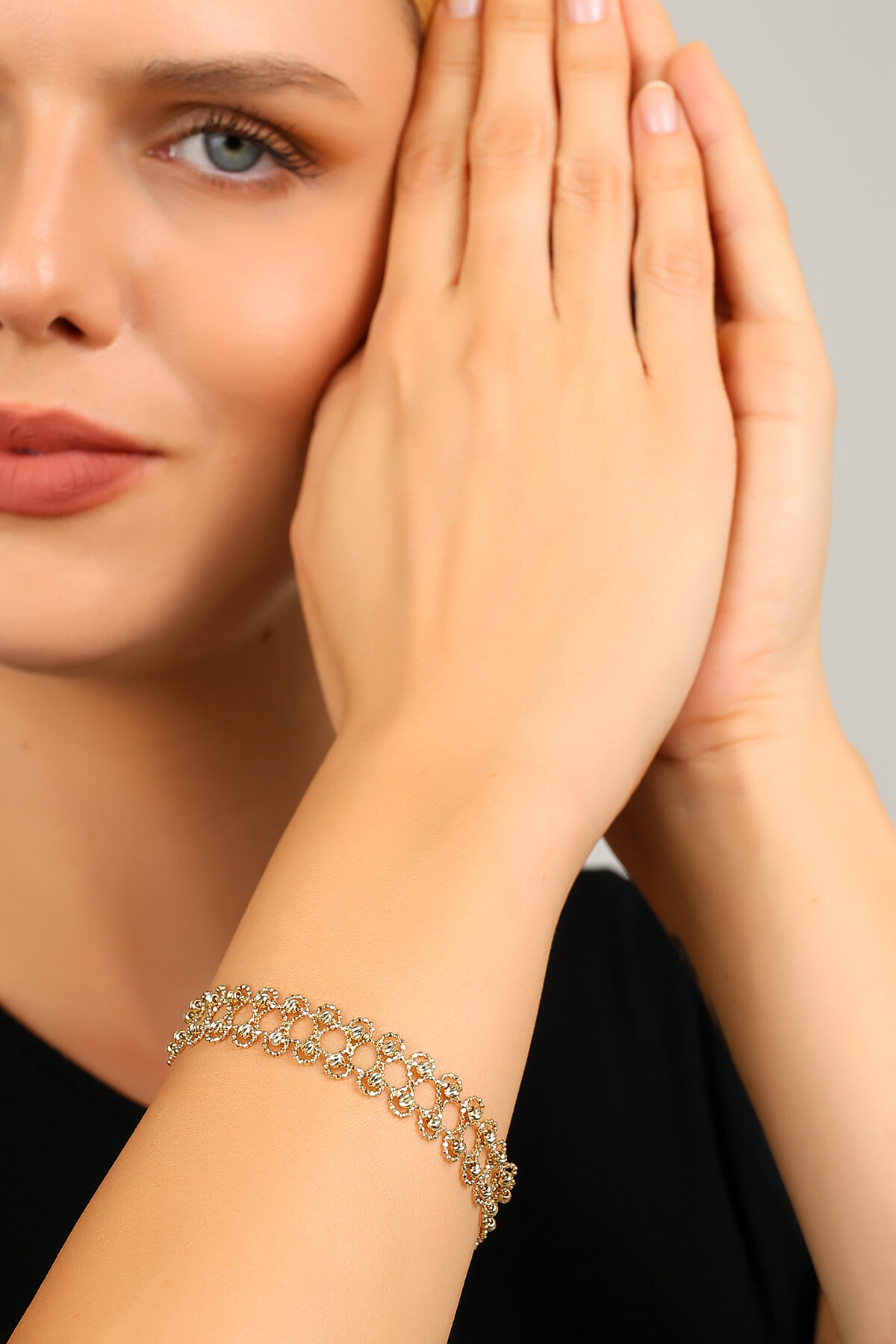 14 Ayar Altın Örgü Motifli Bileklik