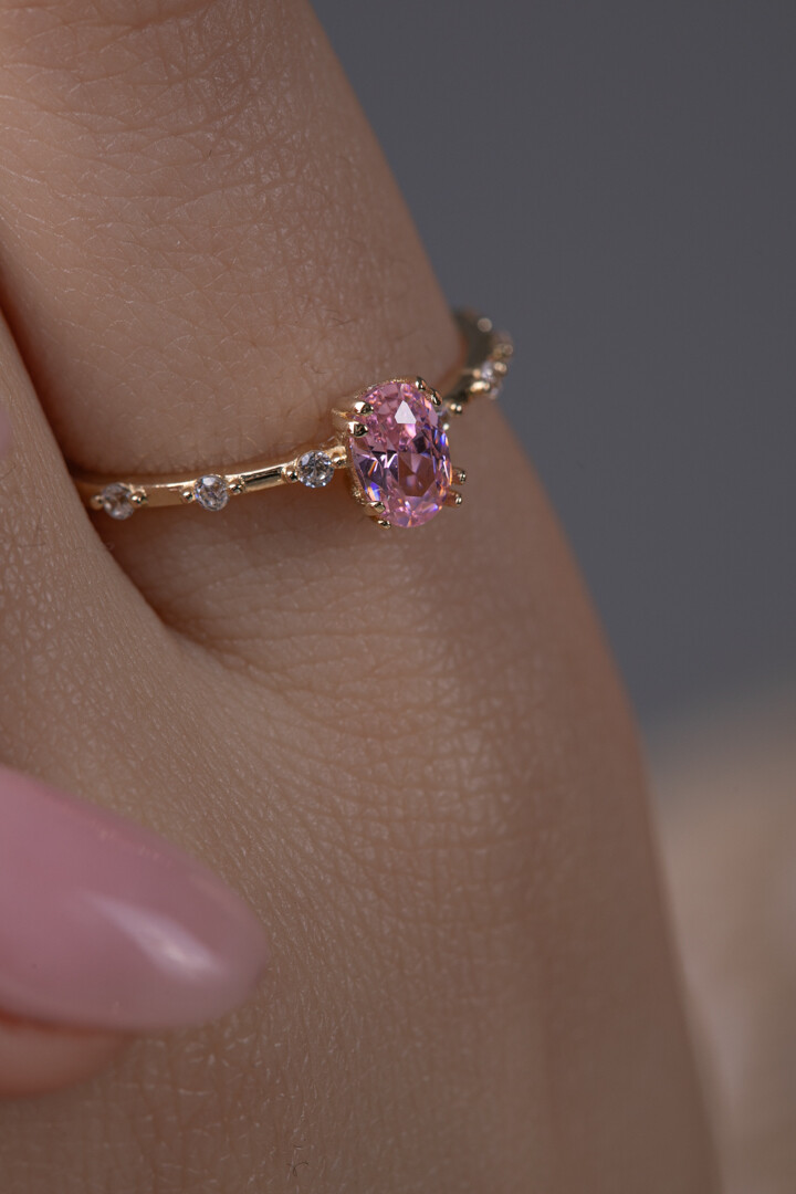 14 Ayar Altın Oval Taş Yüzük